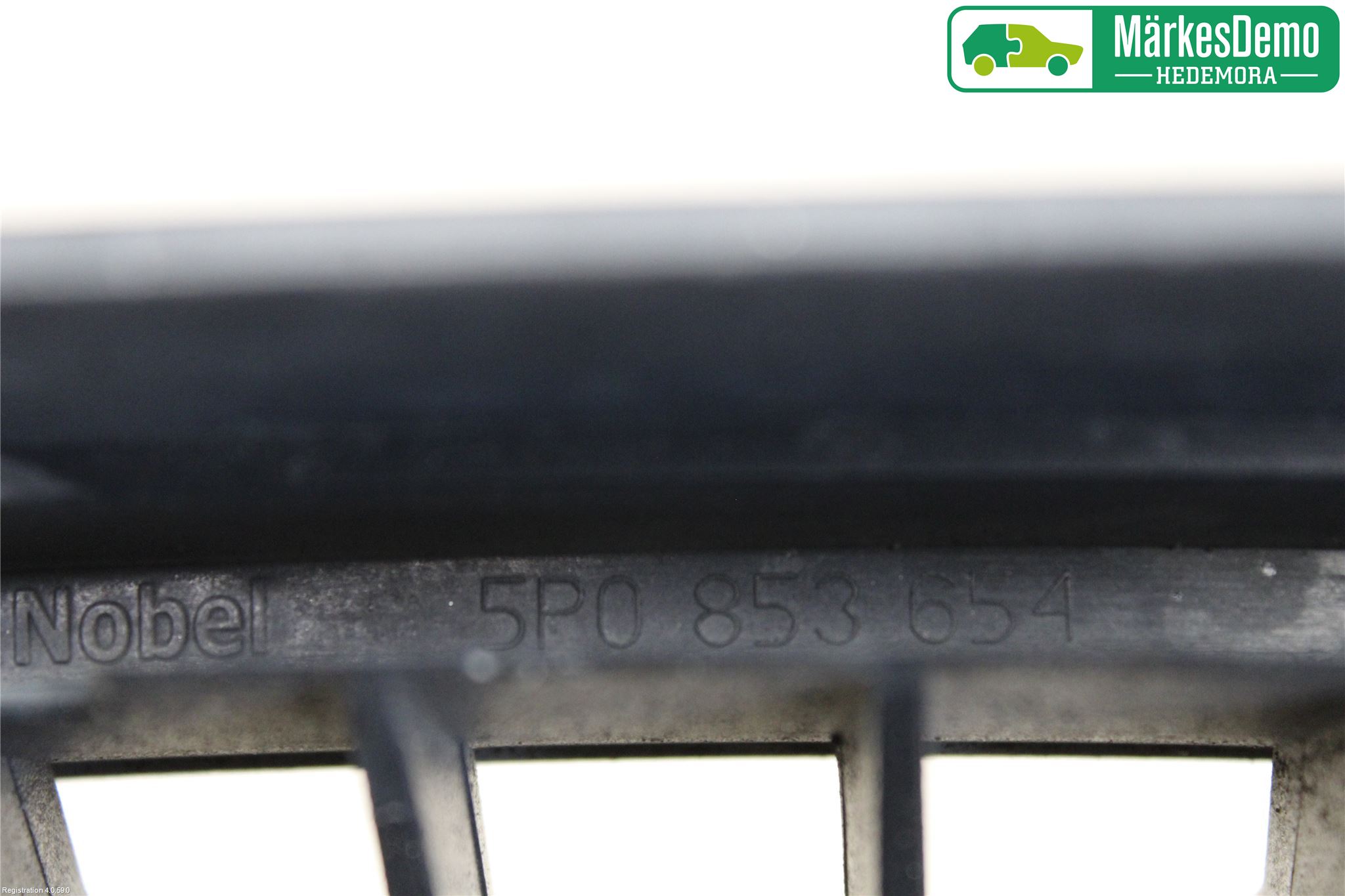 Seat LEON 06-12 Grilldel Midt