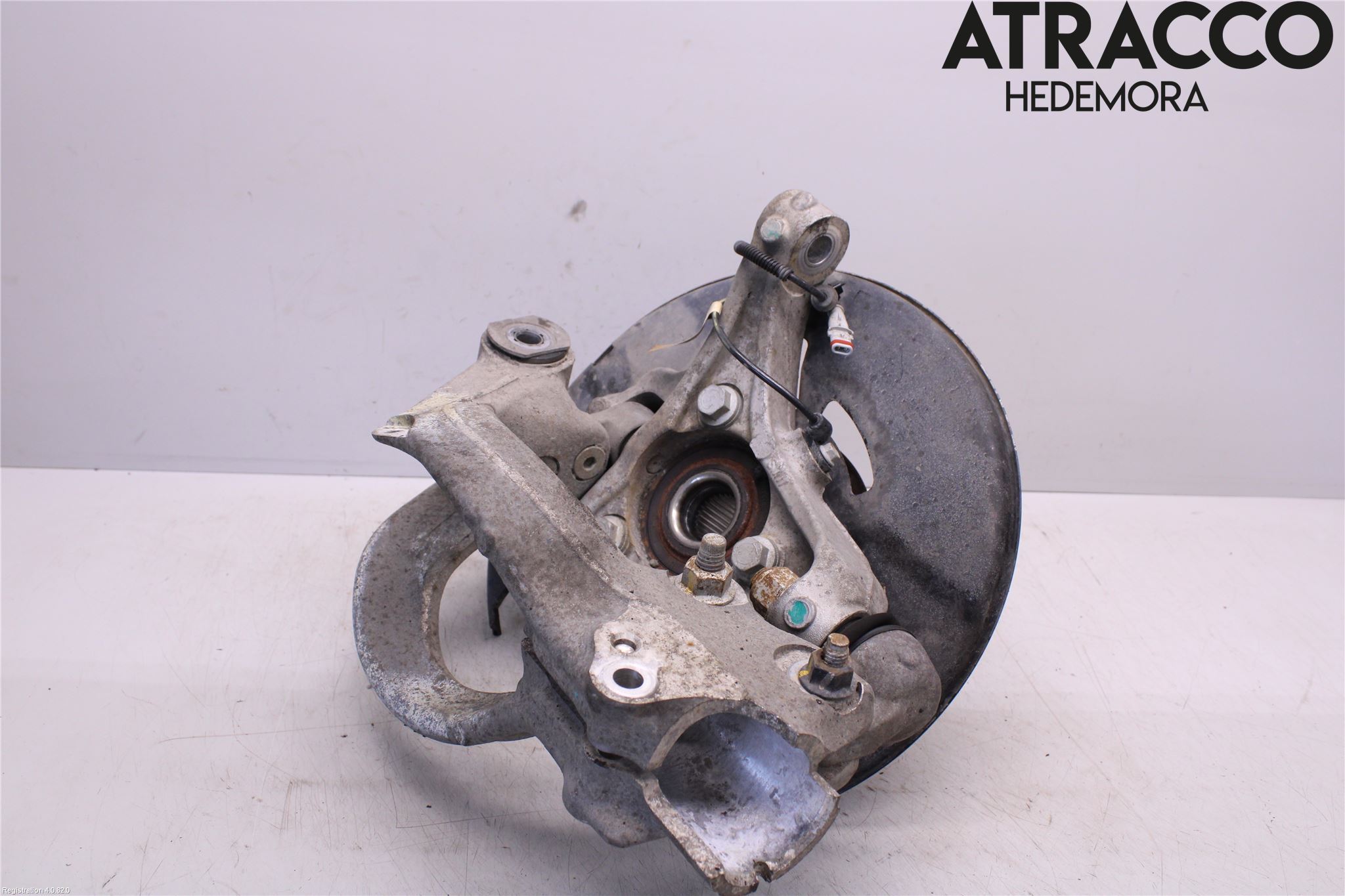 Opel INSIGNIA 09-16 Spindel Vf