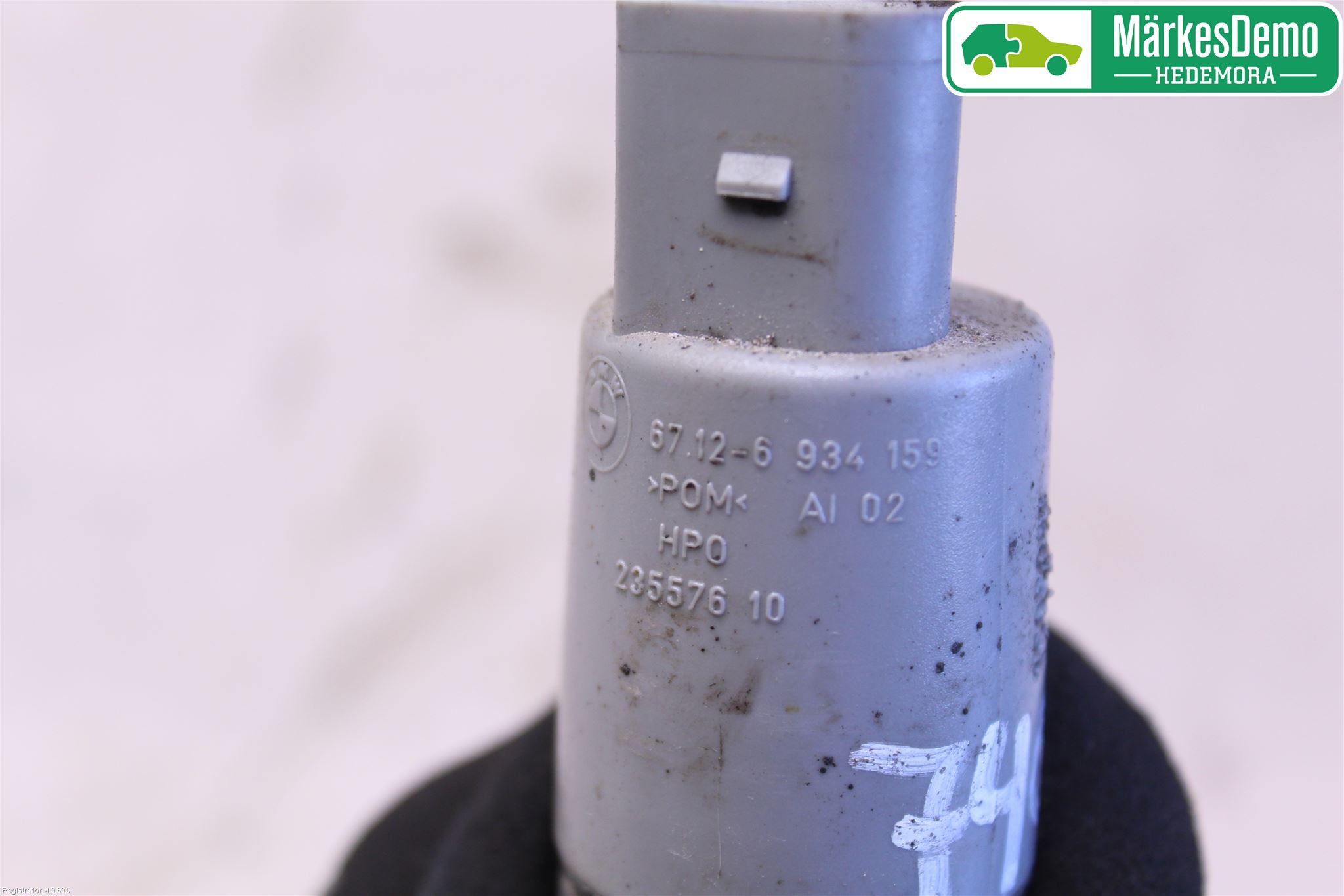 BMW 5 E60/61 Sed/Tou 02-10 Spylerpumpe Frontrute