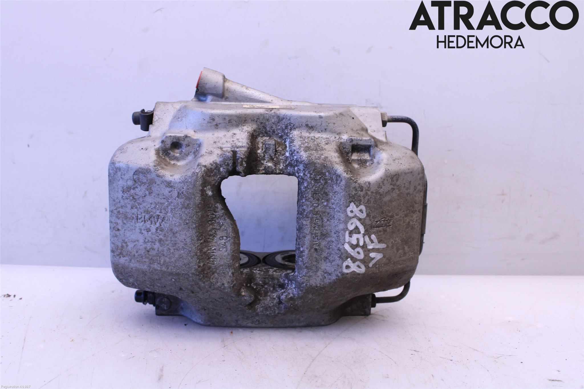 BMW 5 G30/G31/F90 17-23 Bremsecaliper Foran Venstre