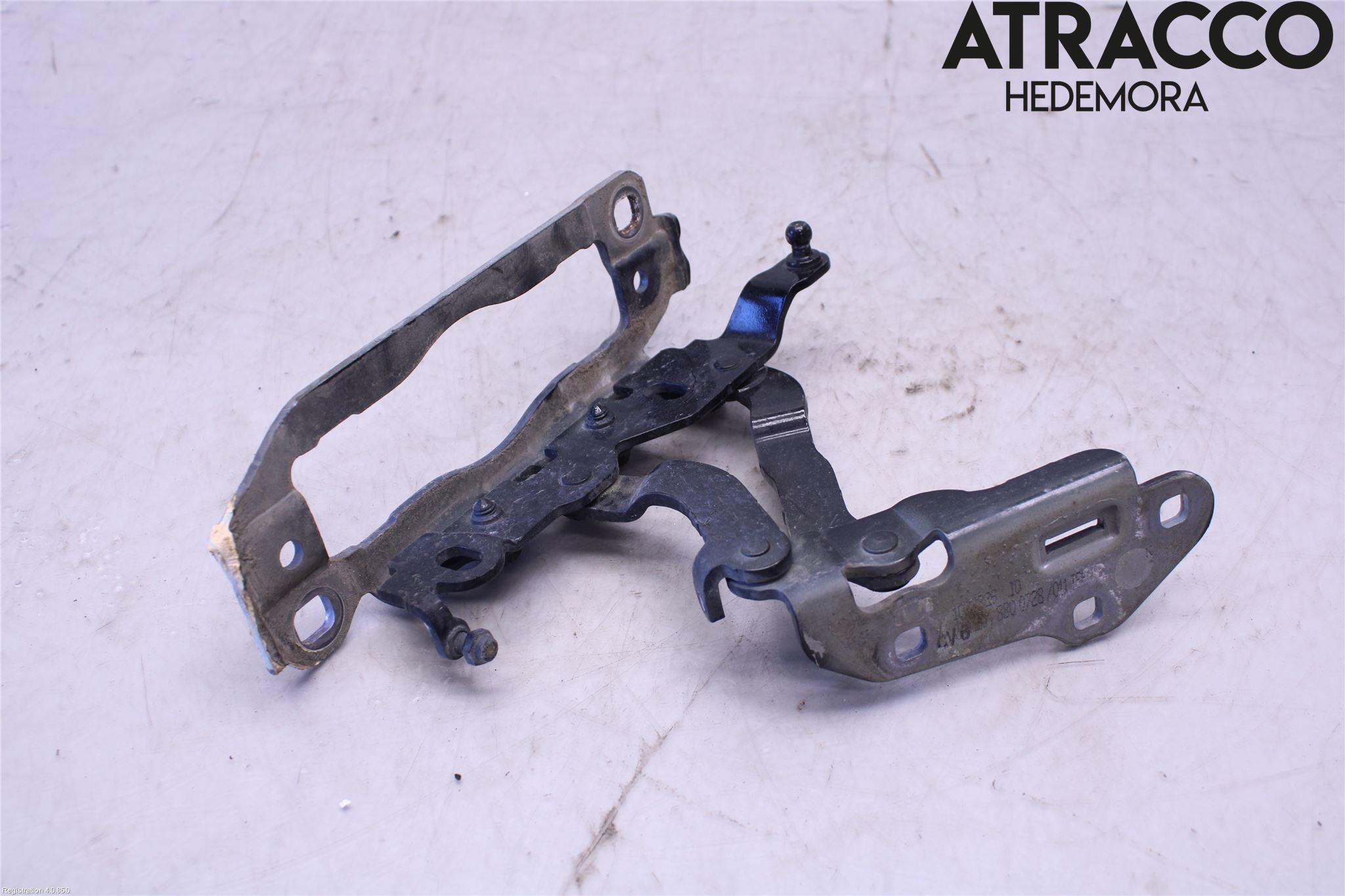 Mercedes-Benz MB C-KLASS (W204) 07-15 Panser Hengsel - Hengsler