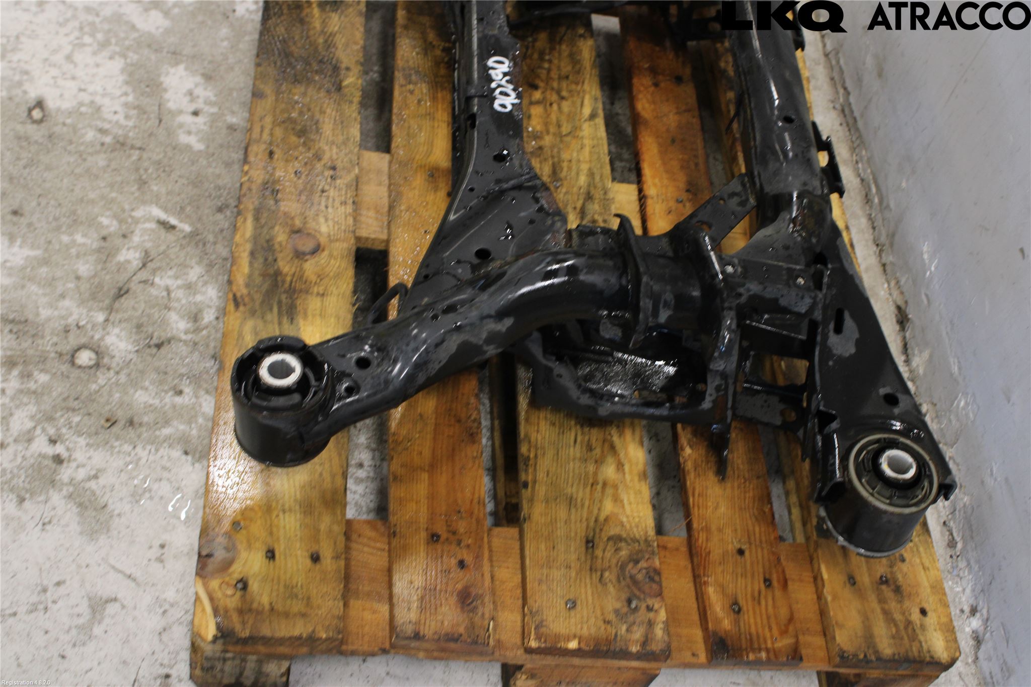 Landrover RANGE ROVER VELAR (L560) 17- Bakaksel Feste Travers-Ramme