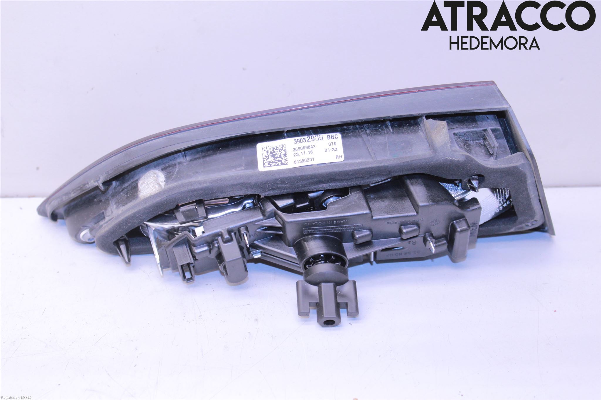 Opel ASTRA K 16-22 Baklykt Høyre  På Luke(Indre)