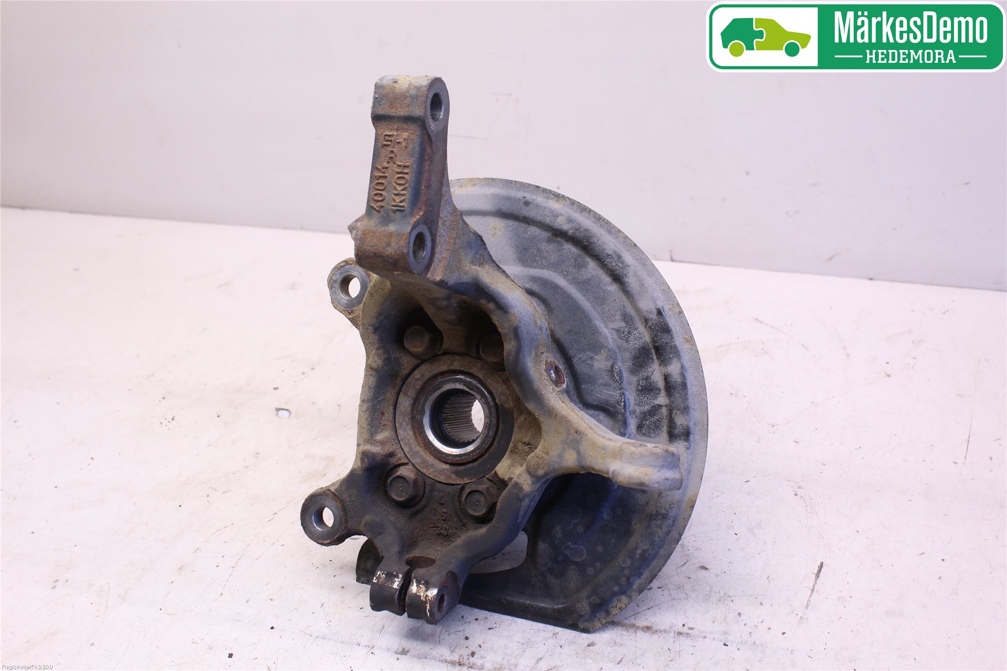 Nissan JUKE 10-14 Spindel Hf