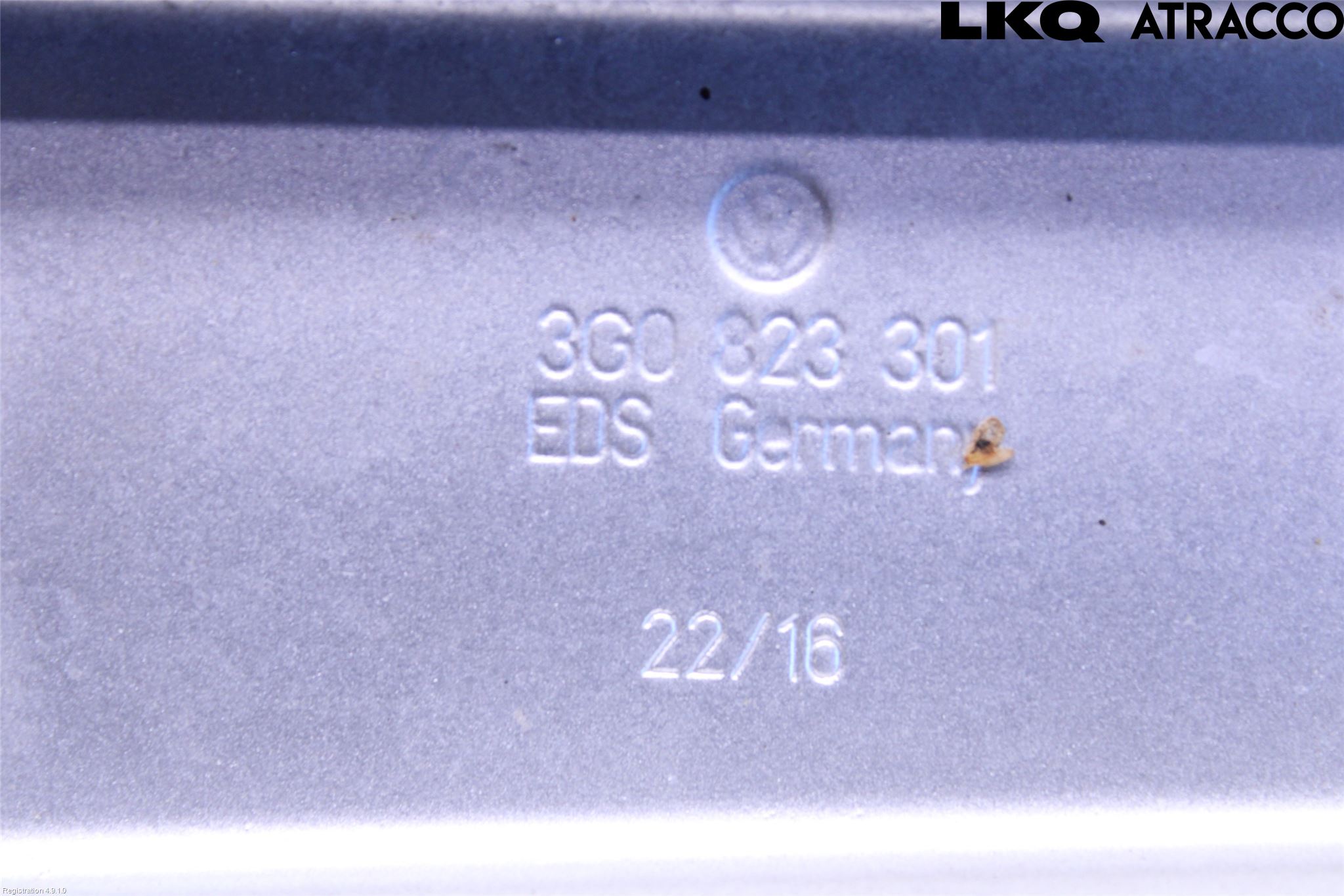 Volkswagen VW PASSAT 15-19 Panser Hengsel - Hengsler