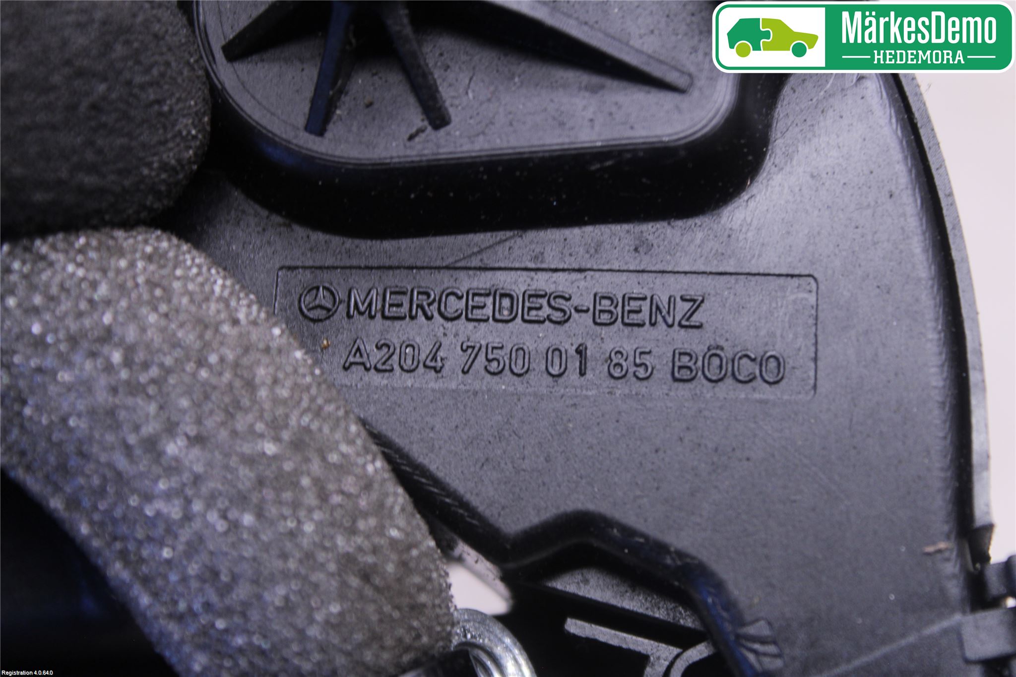 Mercedes-Benz MB C-KLASS (W204) 07-15 Bakluke-Lokk Låsekasse