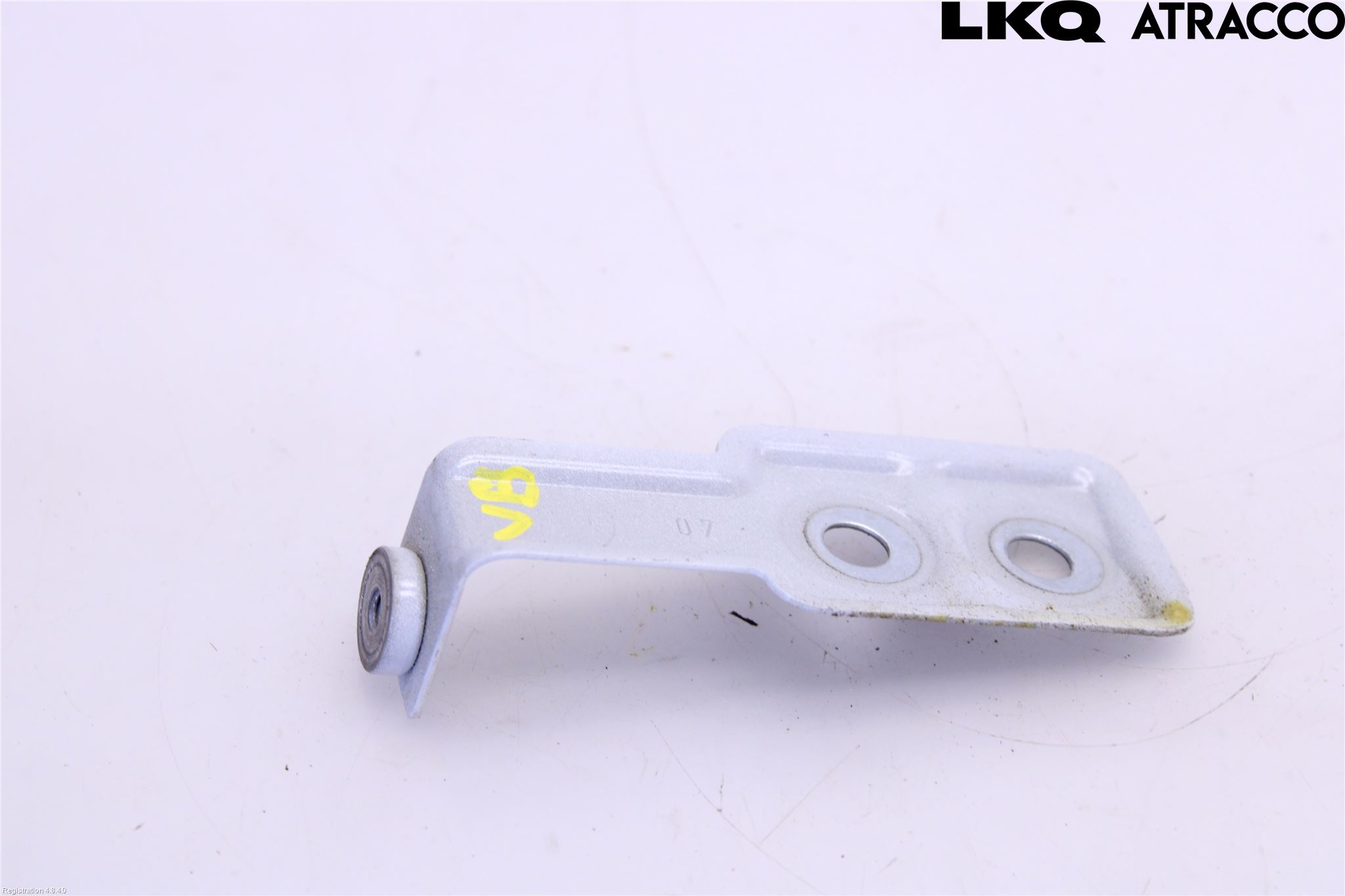 BMW 5 G30/G31/F90 17-23 Frontskjermfeste Venstre
