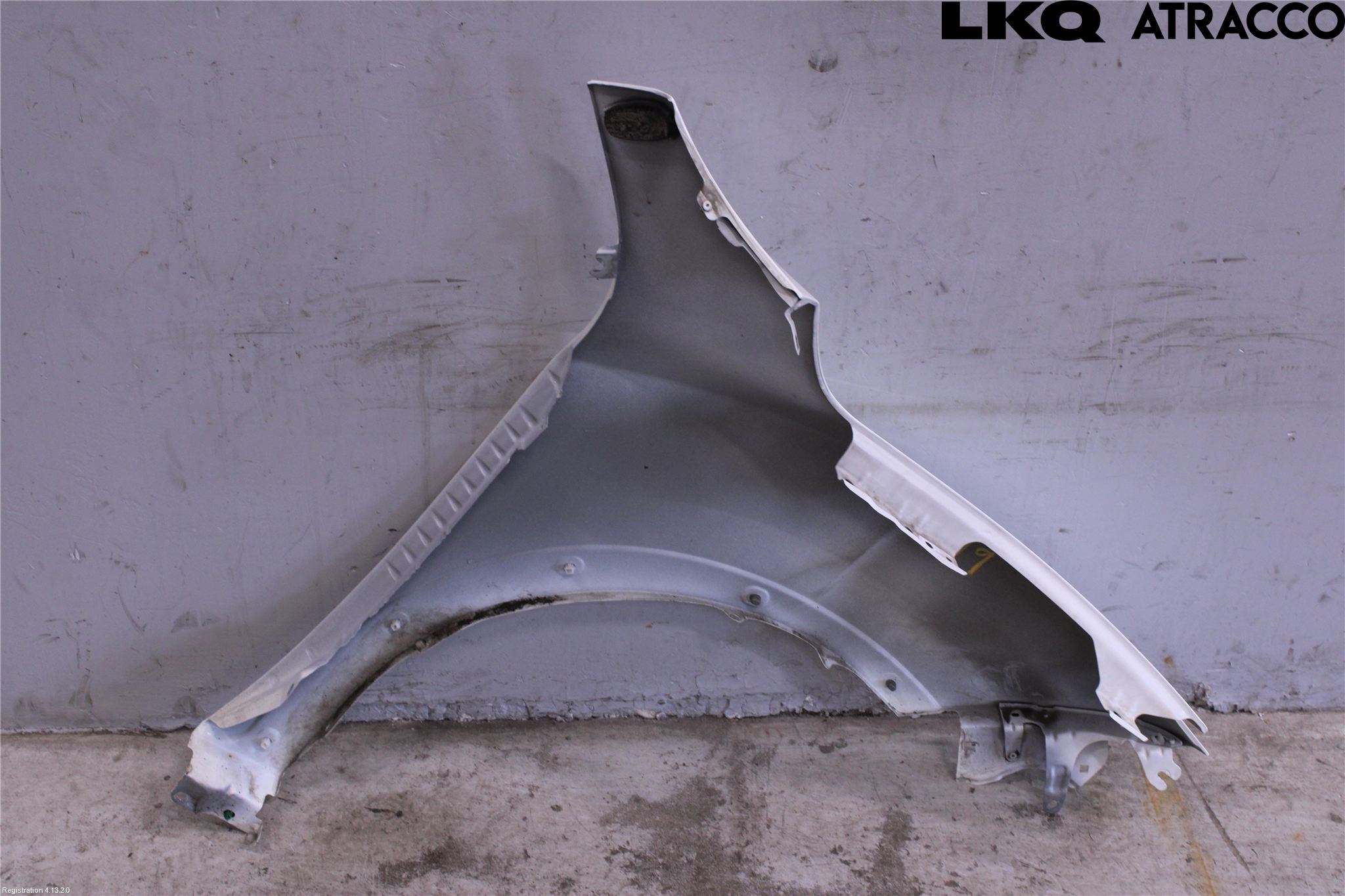 Nissan JUKE 14-19 Skjerm Foran Venstre