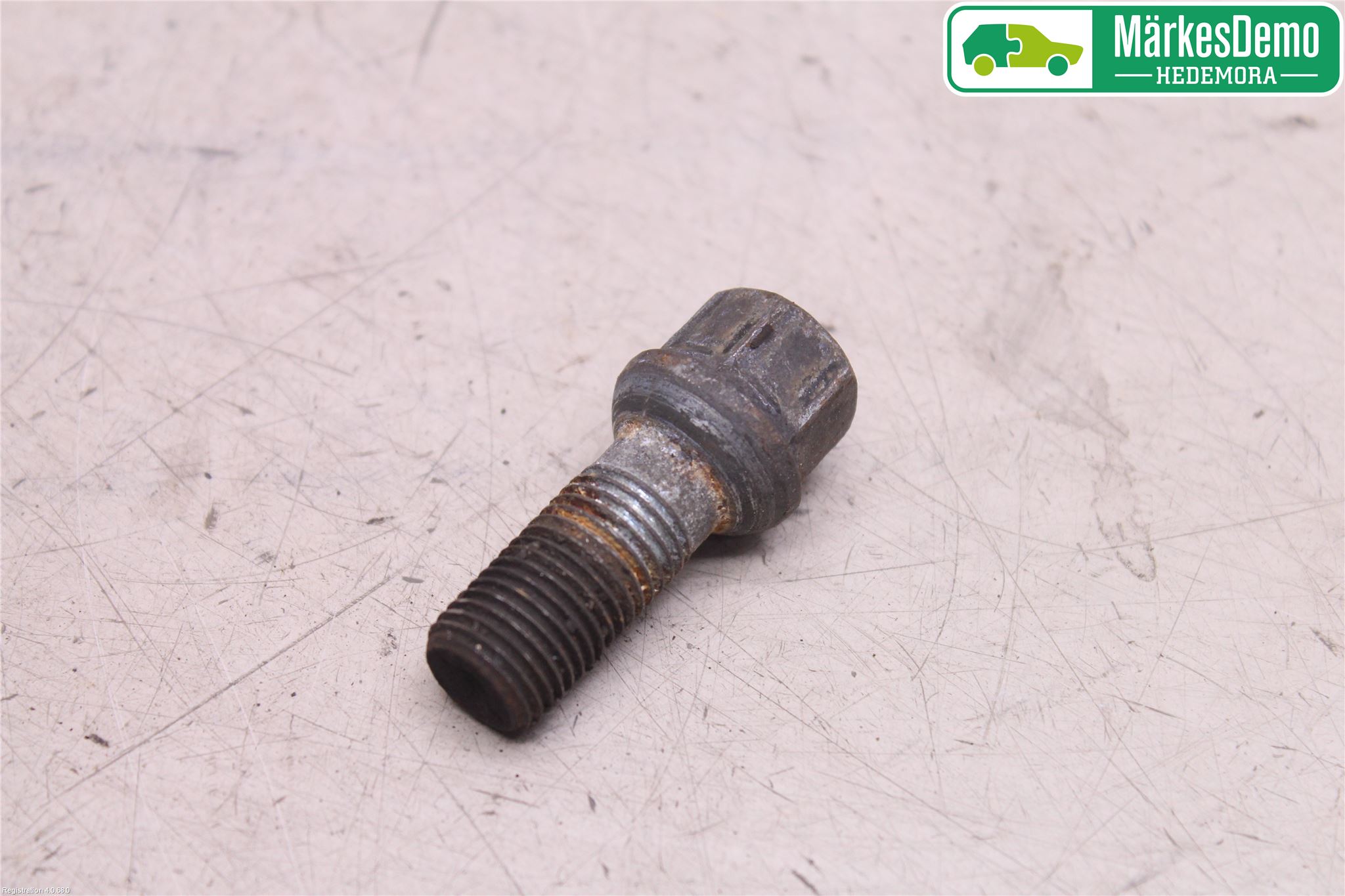 Audi A6/S6     05-11 Hjulmutter - Bolt - Sett