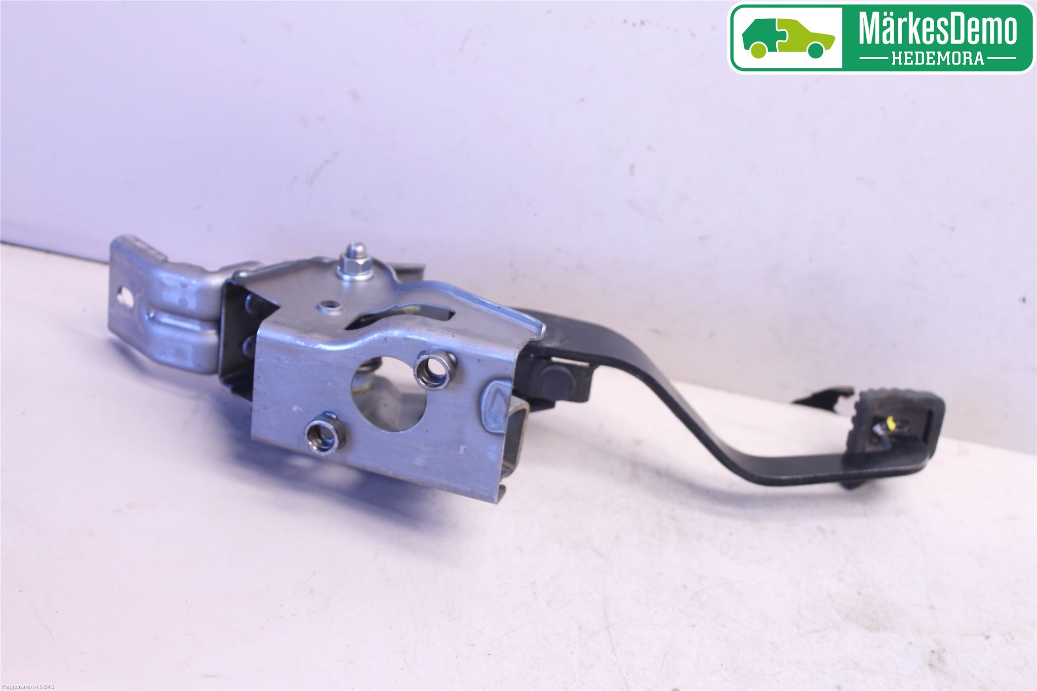 Kia SOUL 09- Clutch Pedal