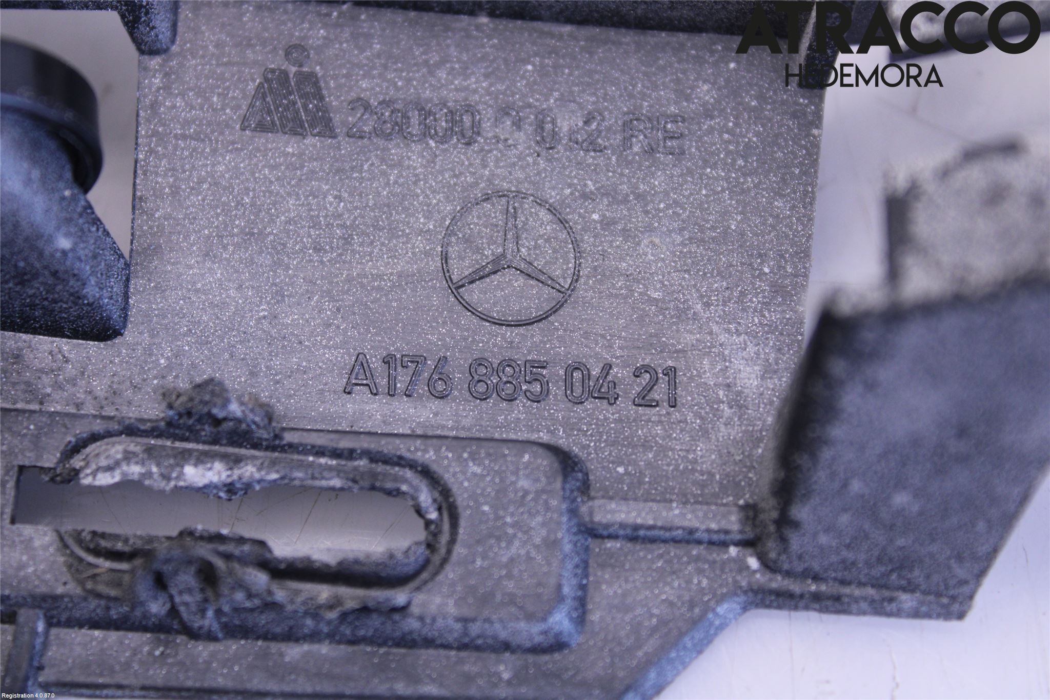 Mercedes-Benz MB A-KLASS (W176) 13-18 Støtfangerfeste Foran Høyre