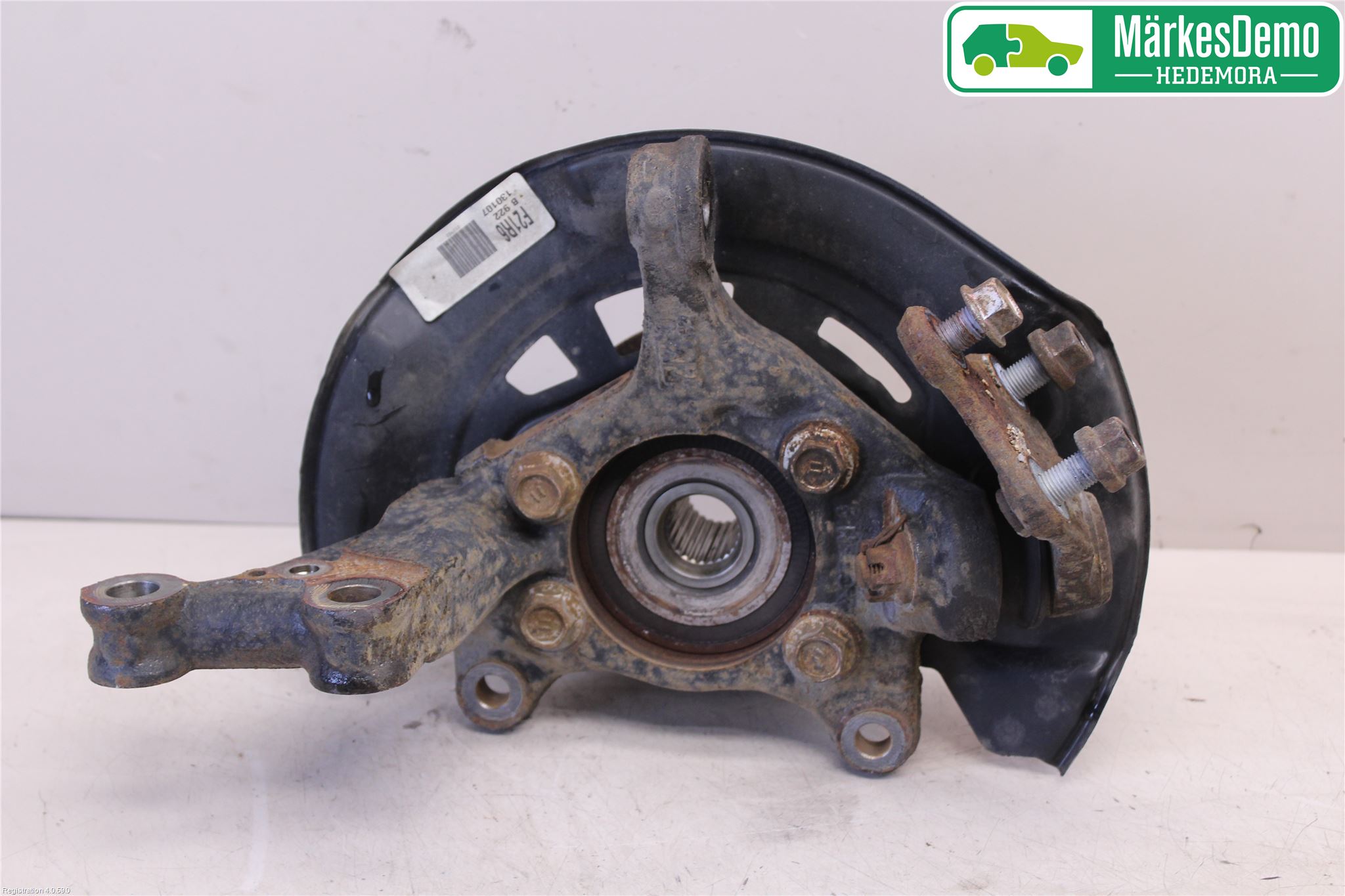 Toyota AVENSIS 09-15 Spindel Hf