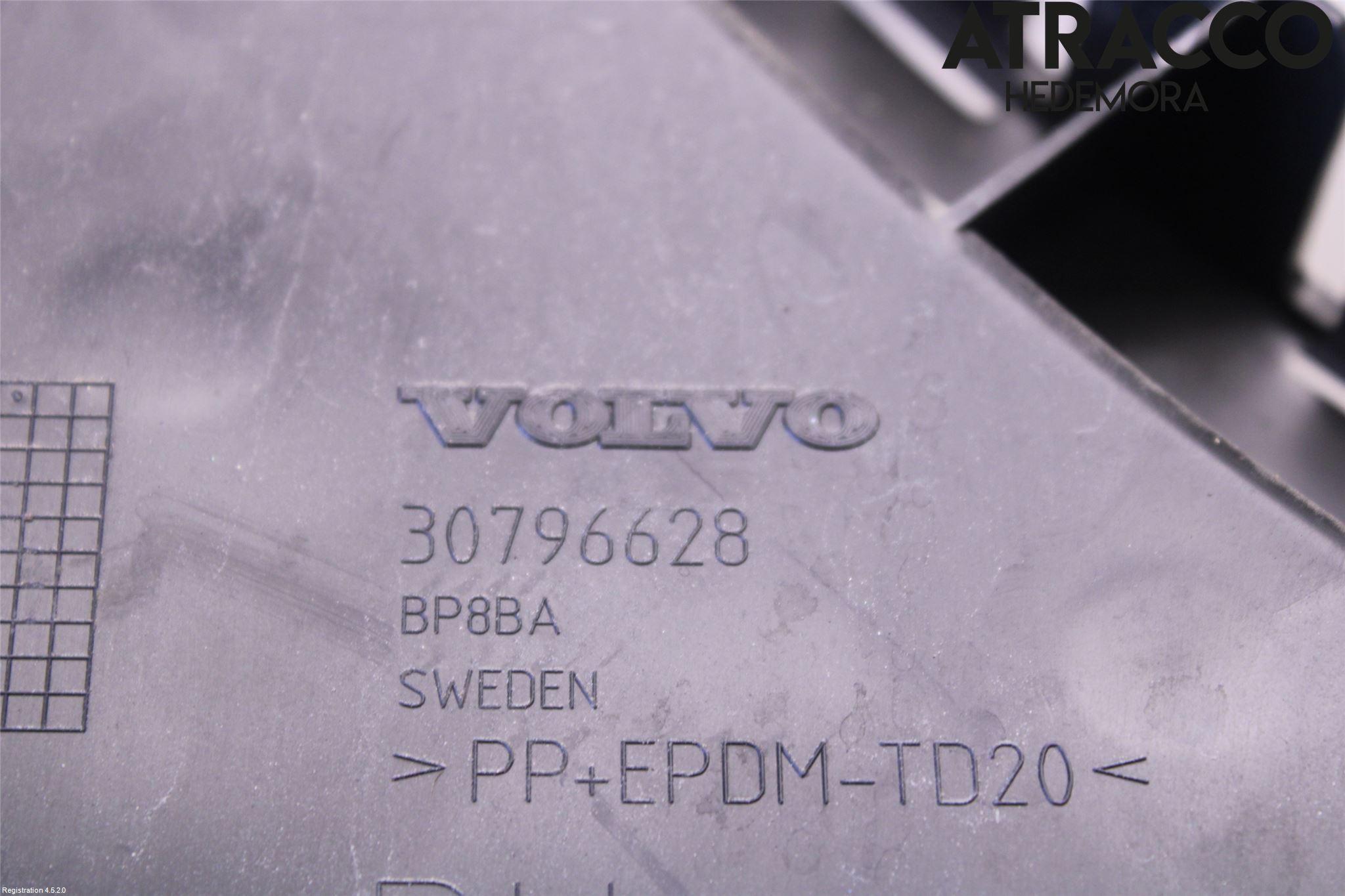 Volvo S60 11-13 Støtfangerfeste Bak Høyre