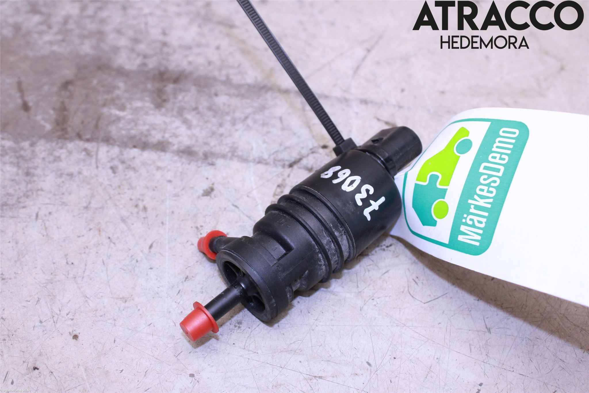 Mercedes-Benz MB E-KLASS (W212) 09-16 Spylerpumpe Frontrute