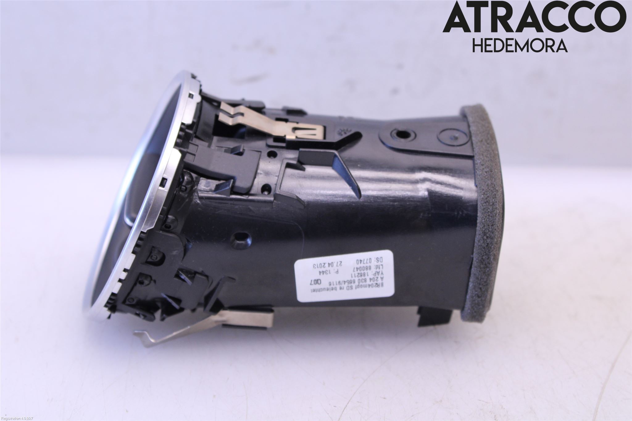 Mercedes-Benz MB C-KLASS (W204) 07-15 Dashbord Kanal - Dyse