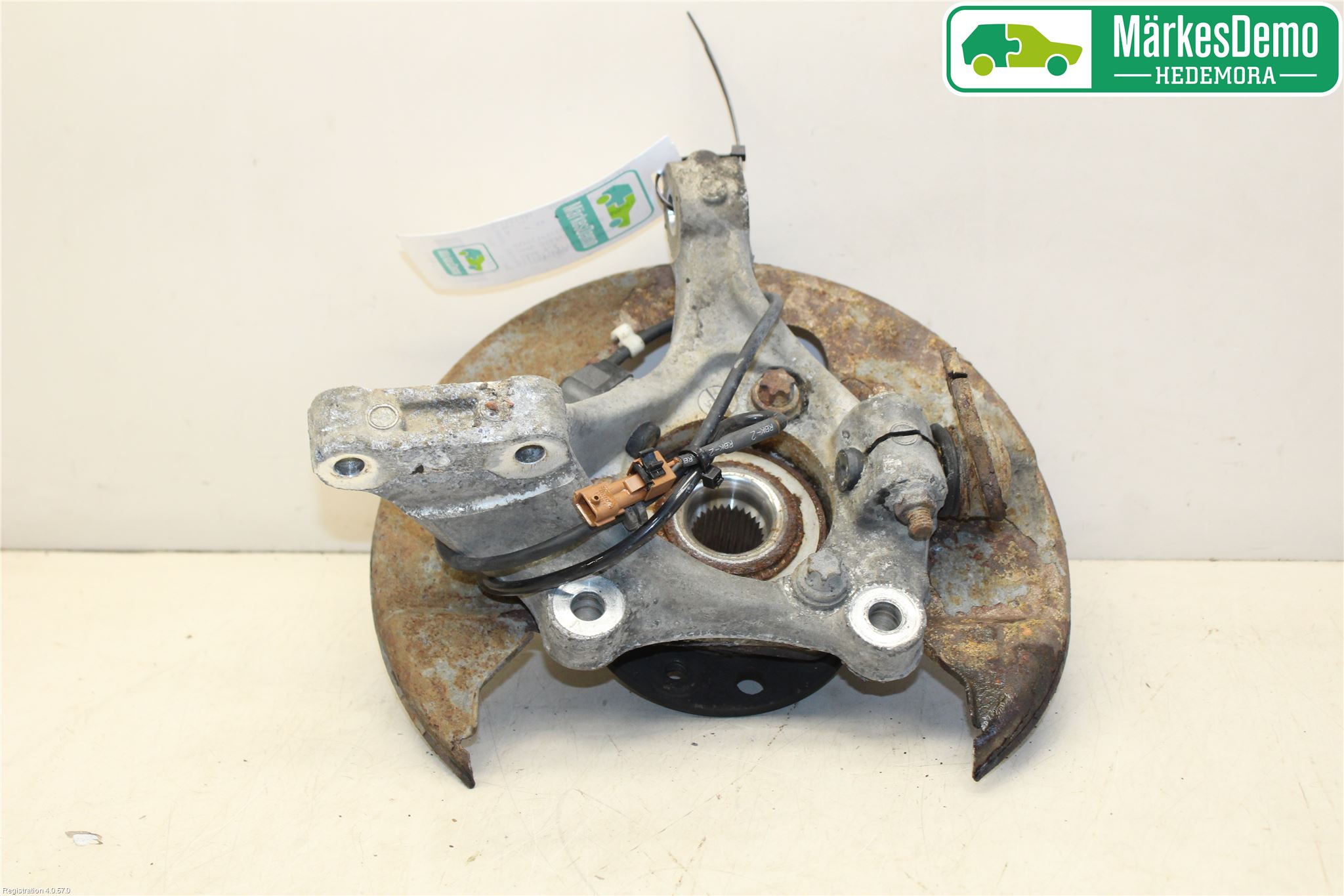 Saab 9-5     06-10 Spindel Hf