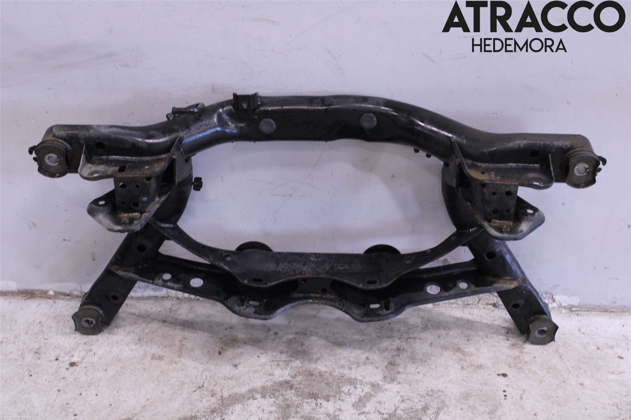 Volkswagen VW TIGUAN 16-24 Bakaksel Feste Travers-Ramme