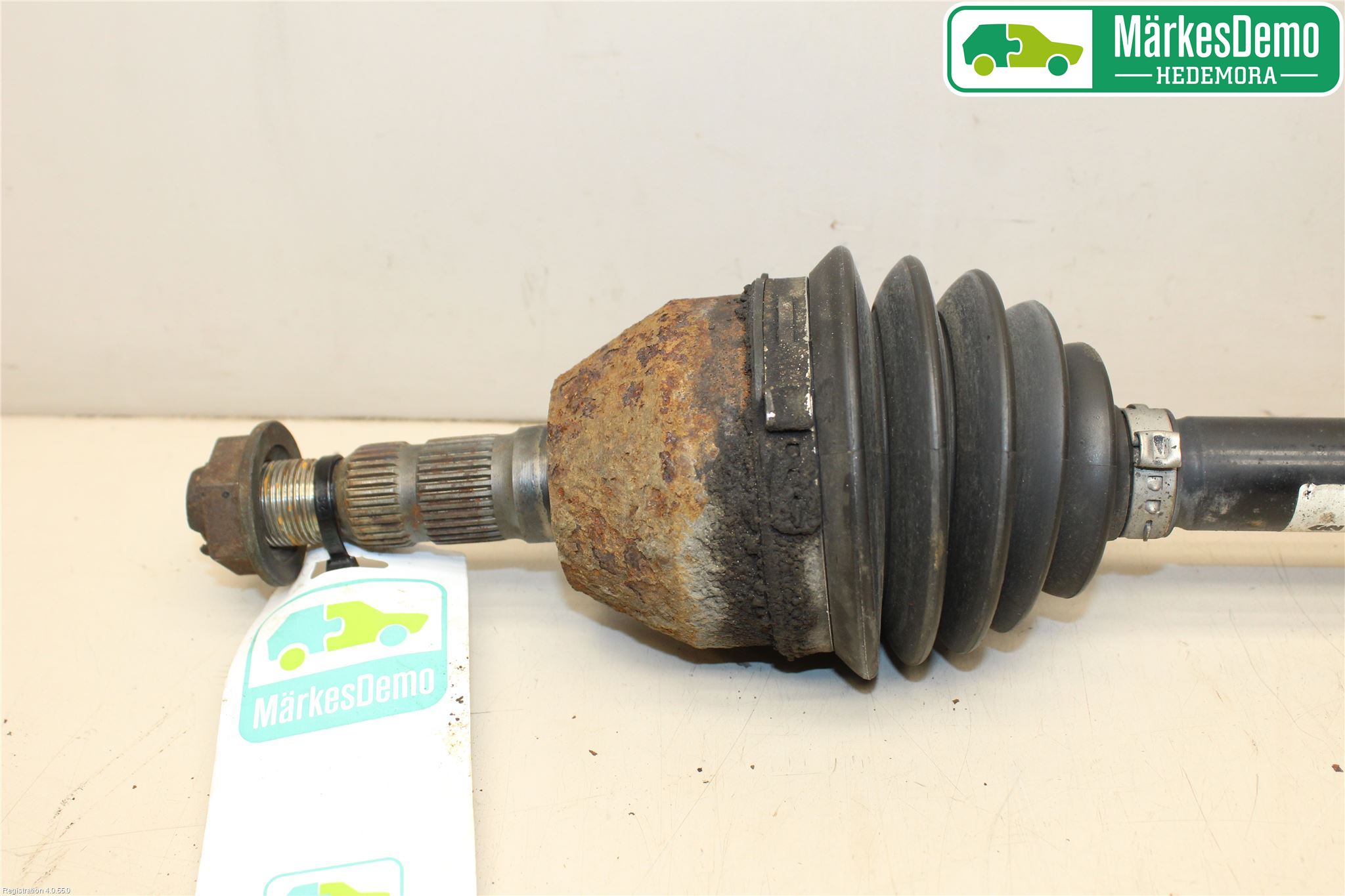 Opel ASTRA H 04-12 Drivaksel Foran Kompl Venstre