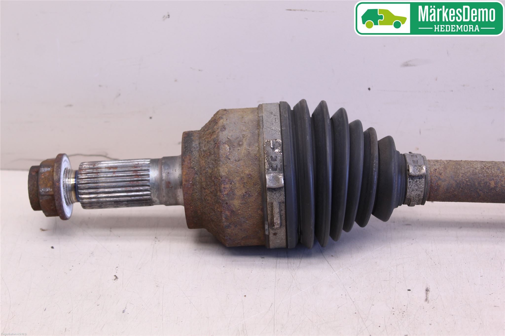 Mazda 3 I 07-08 Drivaksel Foran Kompl Venstre