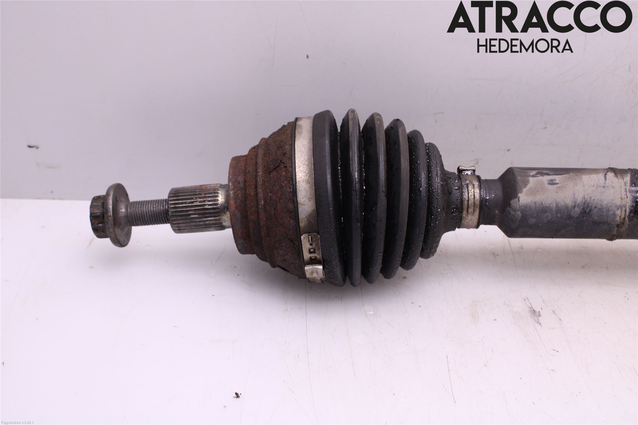 Audi A3/S3 8V 13-20 Drivaksel Foran Kompl Høyre