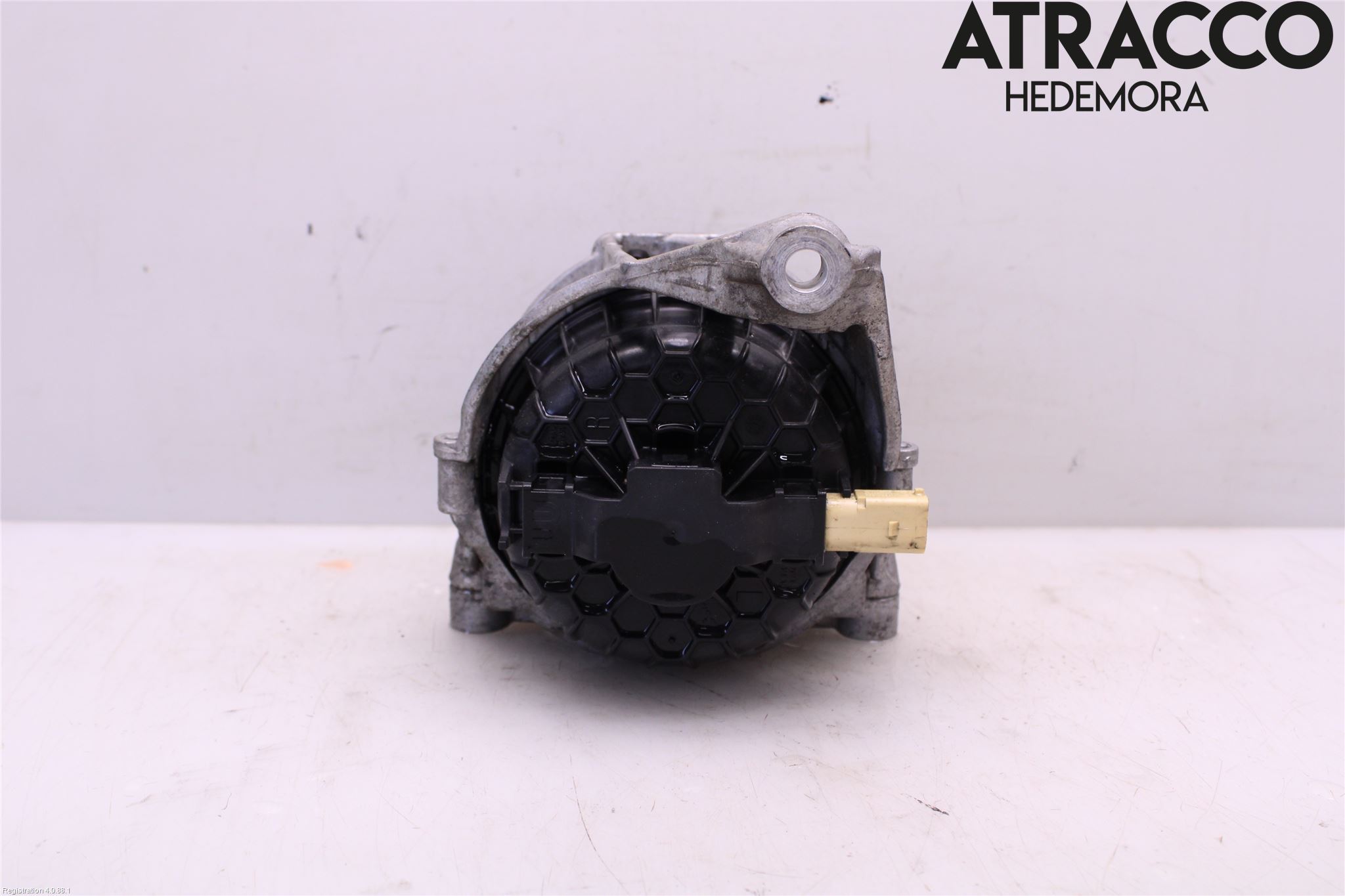 Audi A6 F2/C8 19- Motor Feste Stål-Alu