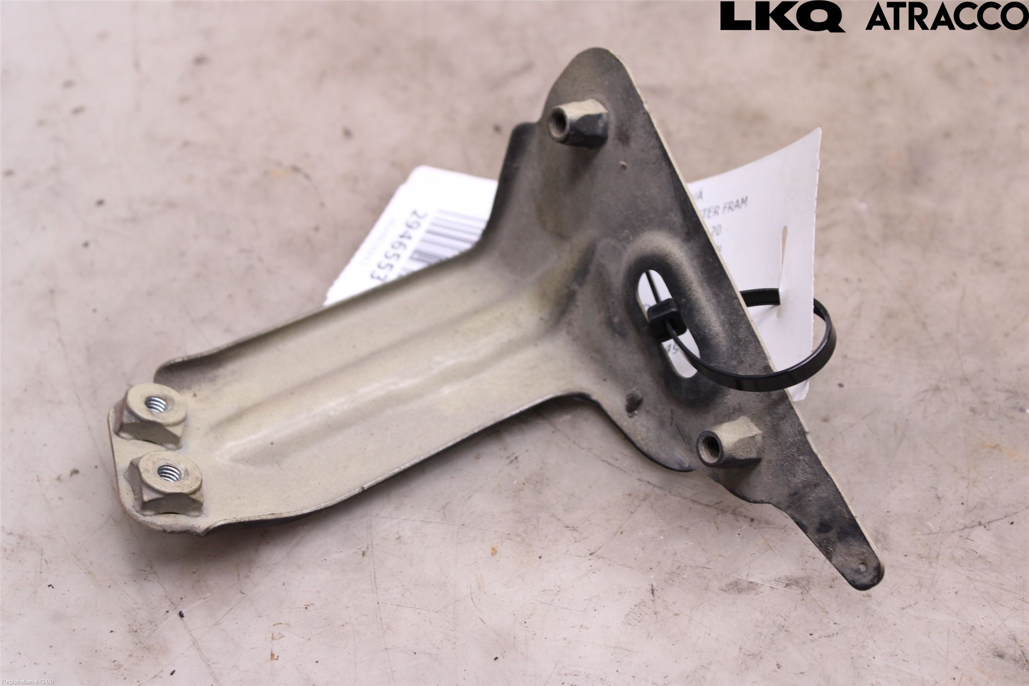 Volkswagen VW GOLF / E-GOLF VII 13-20 Frontskjermfeste Venstre