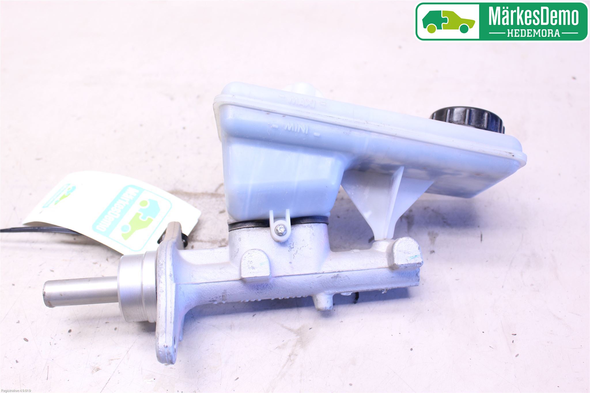 Renault TRAFIC   02-14 Brems Hovedsylinder
