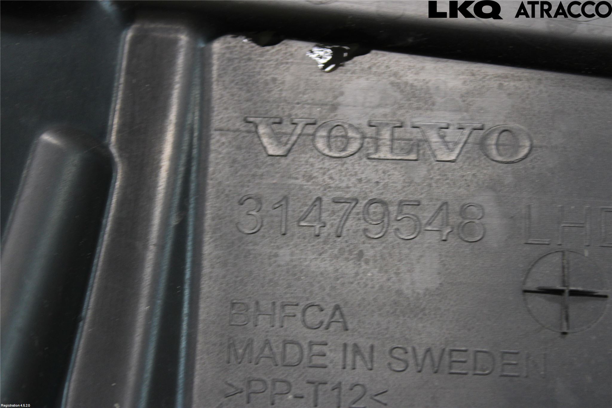 Volvo V60 CROSS COUNTRY 19- Visker Deksel-Grill-Under Frr