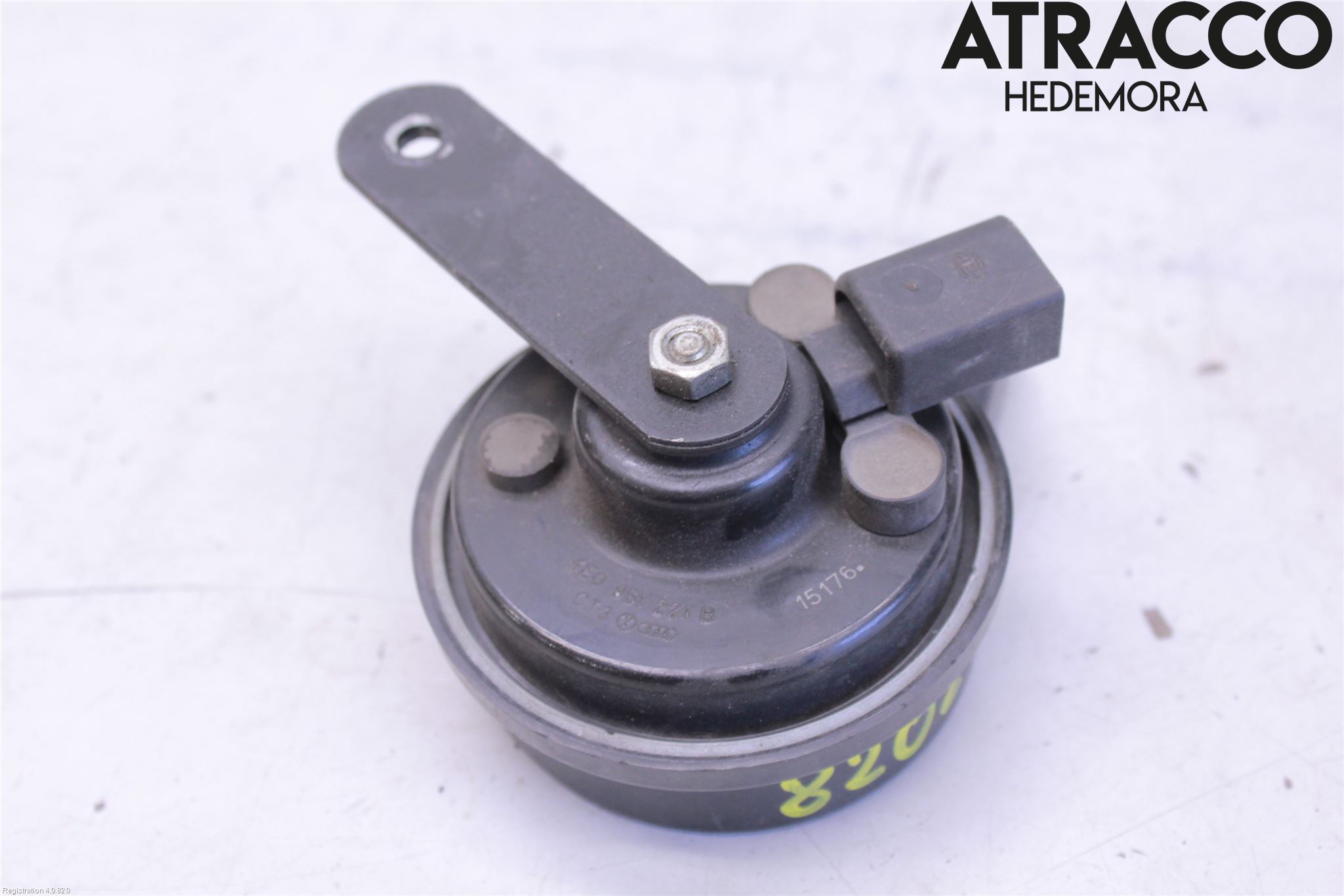 Audi A8/S8 4E  02-09 Signalhorn