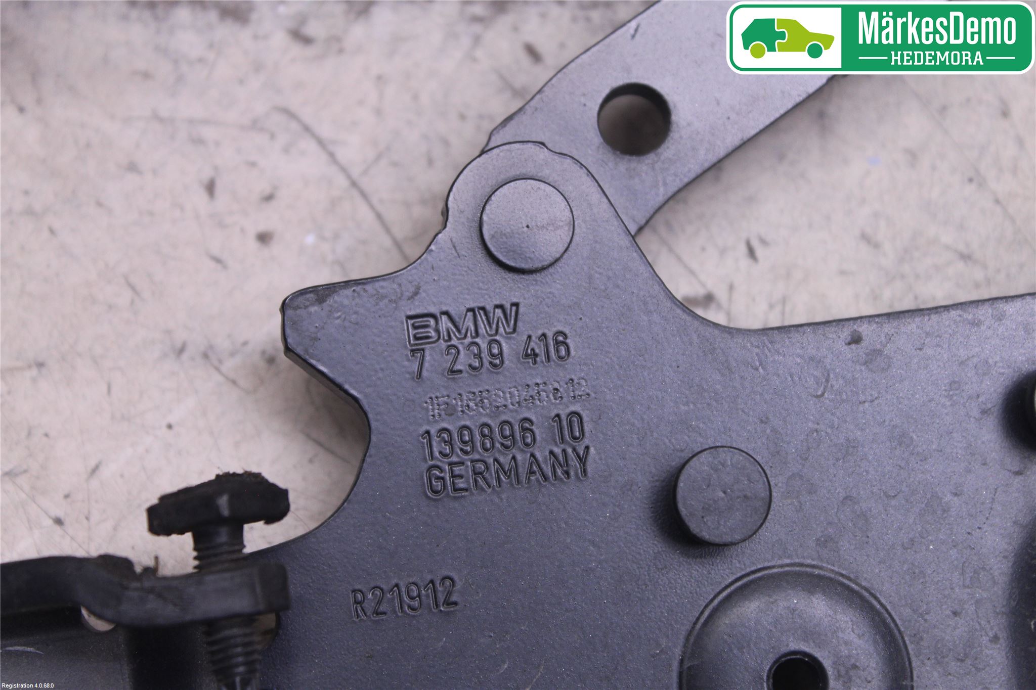 BMW 3 F30/F31/F80 12-19 Panser Hengsel - Hengsler