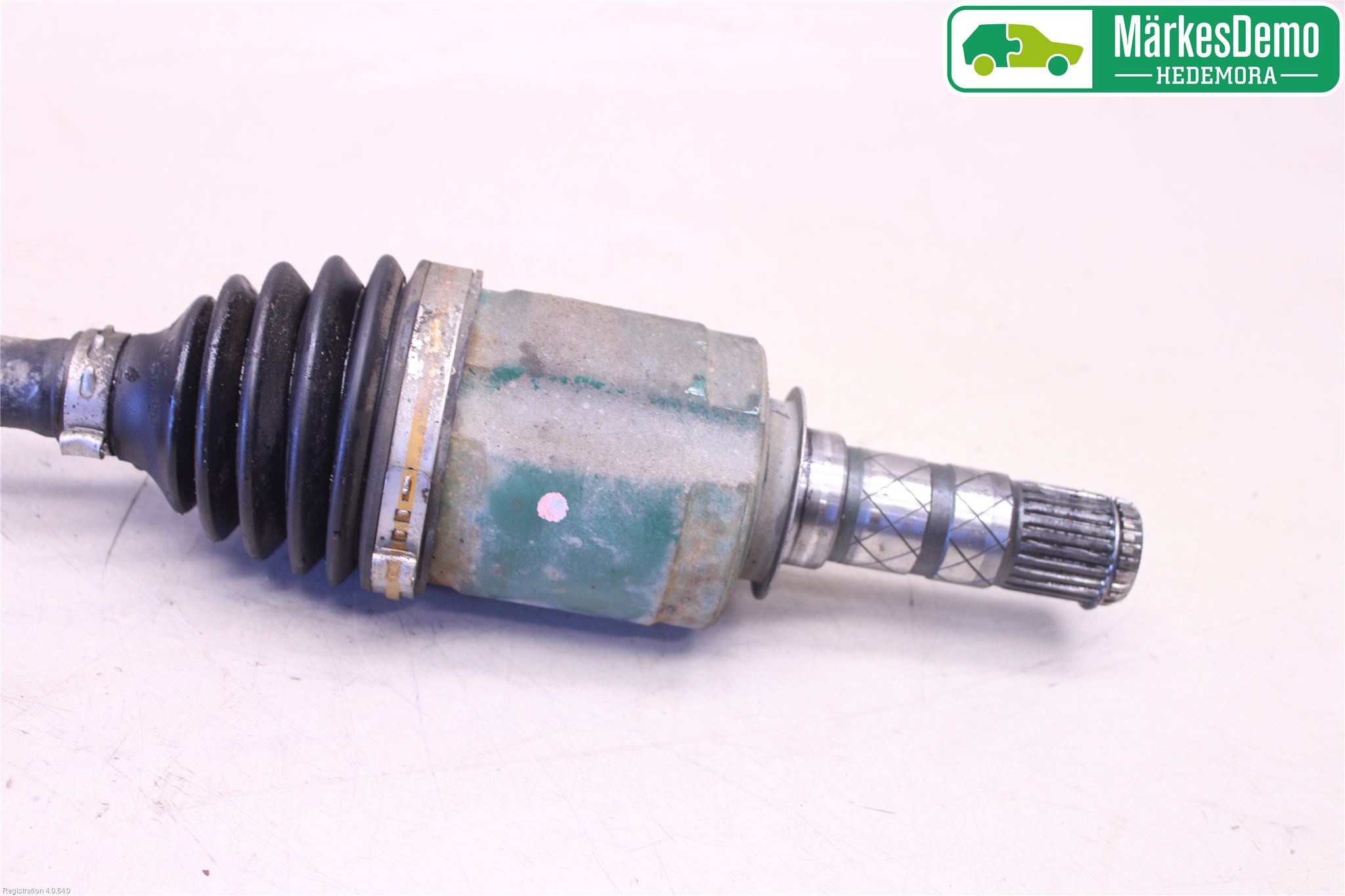 Subaru OUTBACK 10-15 Drivaksel Foran Kompl Venstre