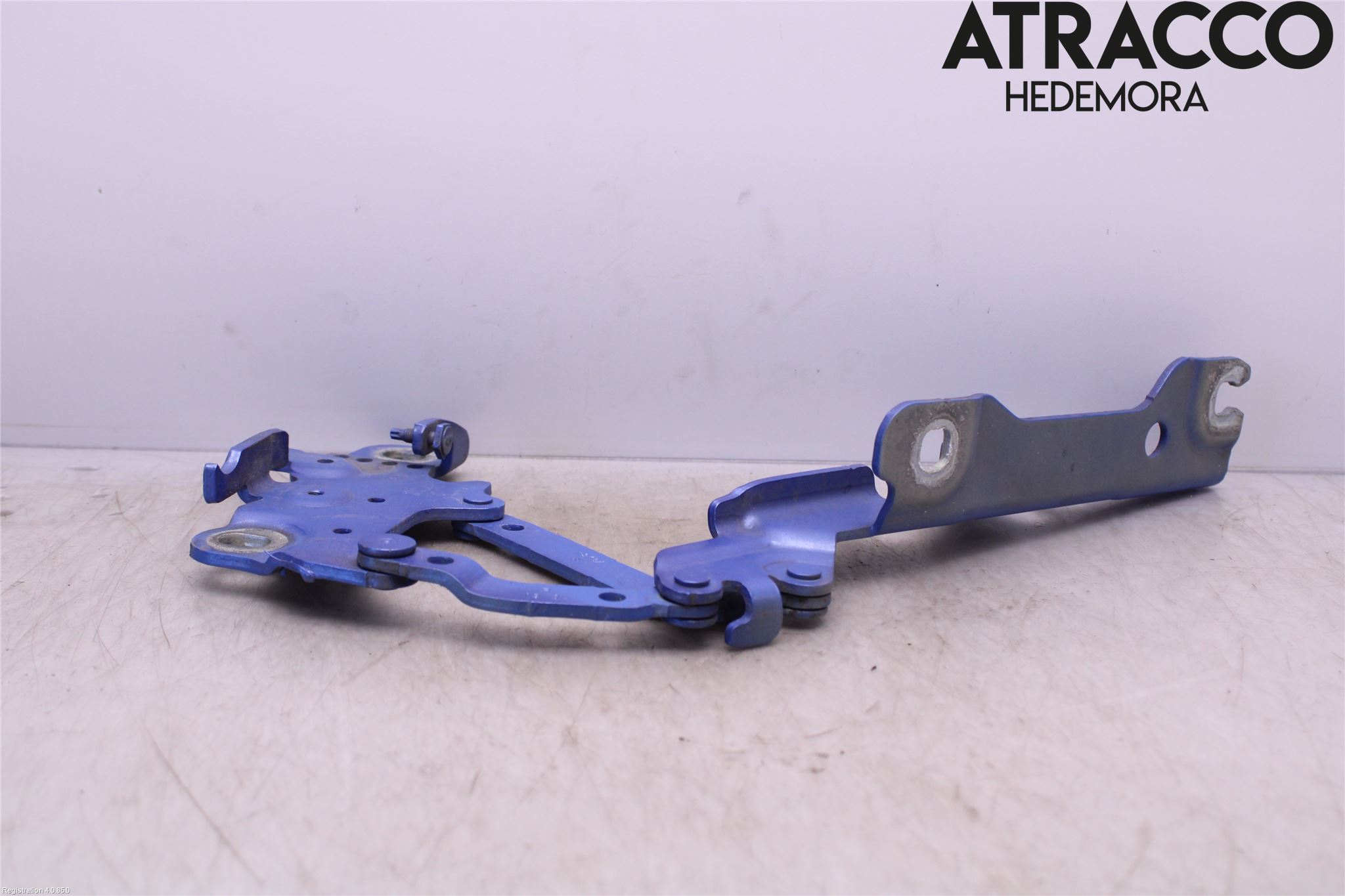 BMW 3 F30/F31/F80 12-19 Panser Hengsel - Hengsler