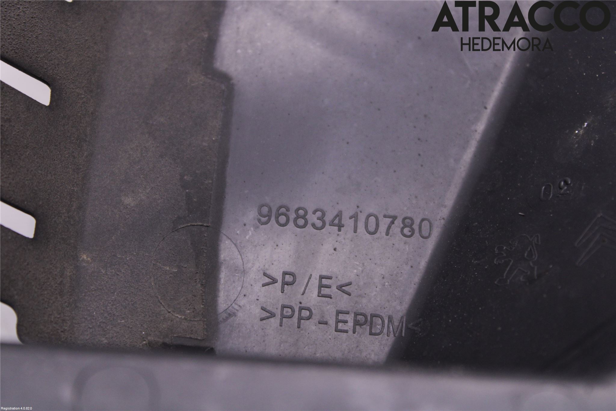 Peugeot 3008 09-16 Luftstyring Front