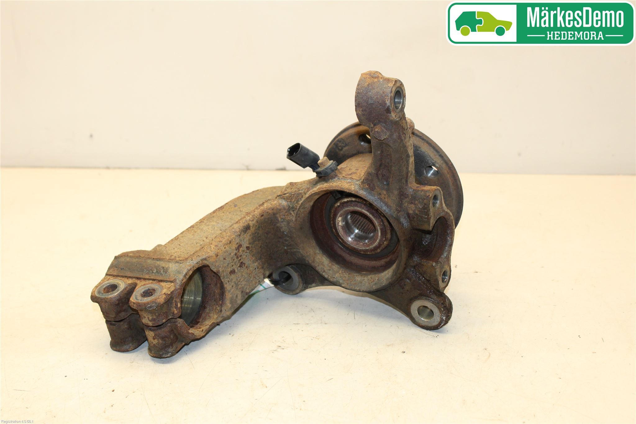 Volkswagen VW TRANSP/CARAVELLE (T5) 04-15 Spindel Hf