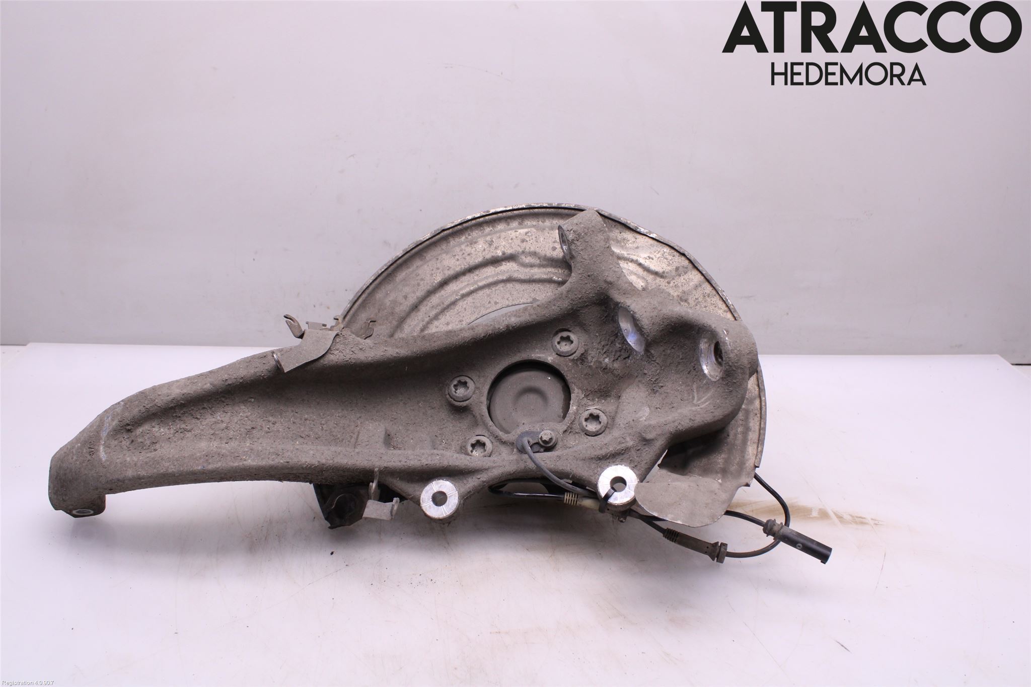 BMW 5 G30/G31/F90 17-23 Spindel Vf