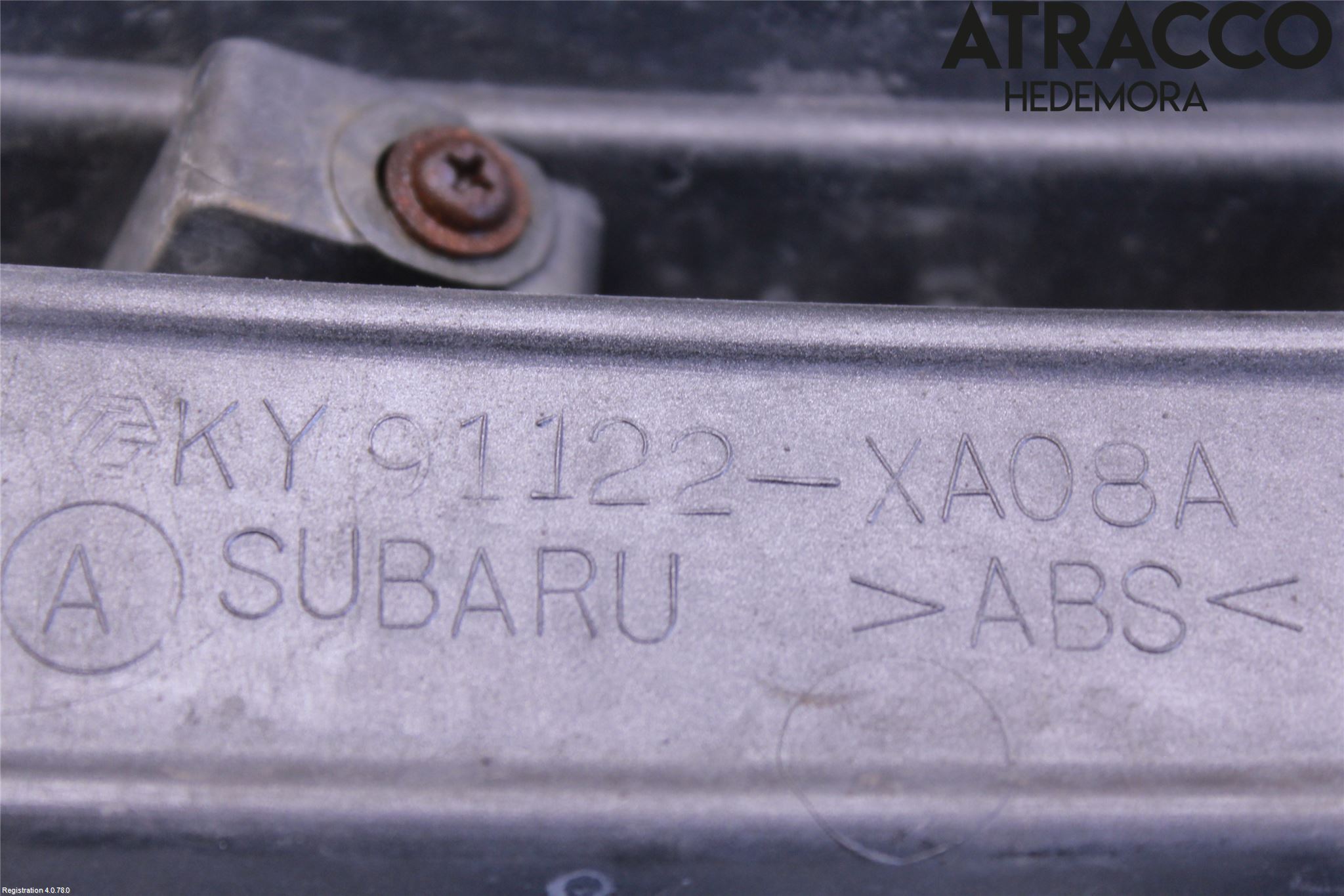 Subaru B9 TRIBECA  06-07 Grilldel Høyre