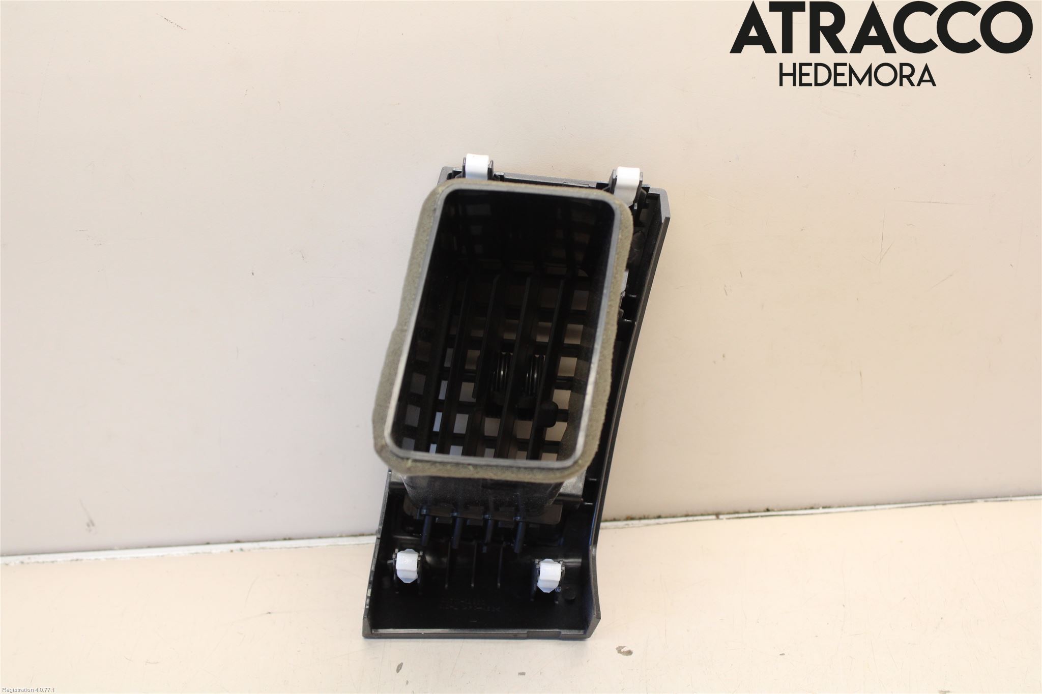 Mitsubishi OUTLANDER 07-12 Dashbord Kanal - Dyse
