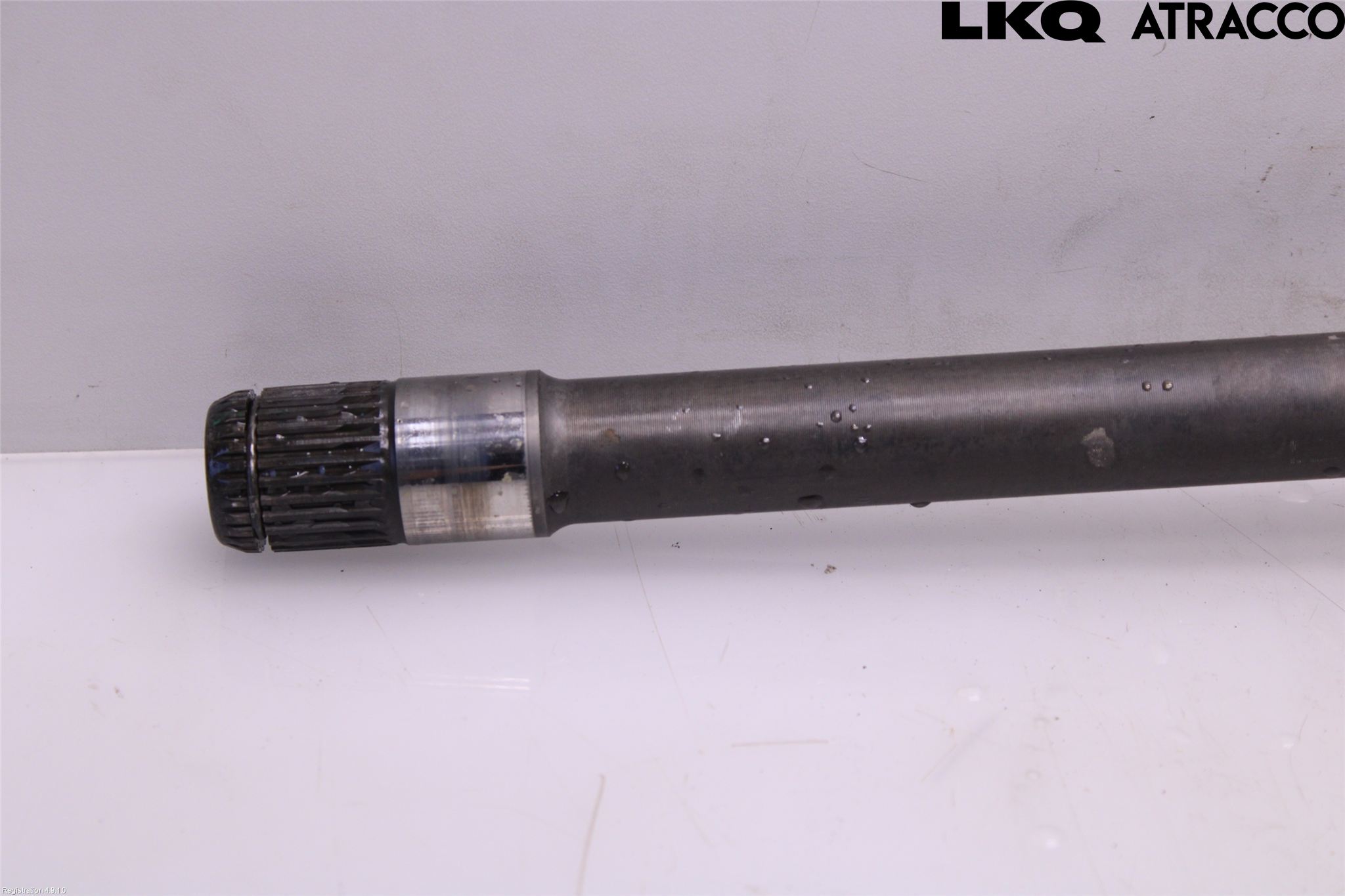 BMW 5 G30/G31/F90 17-23 Drivaksel Foran Kompl Høyre