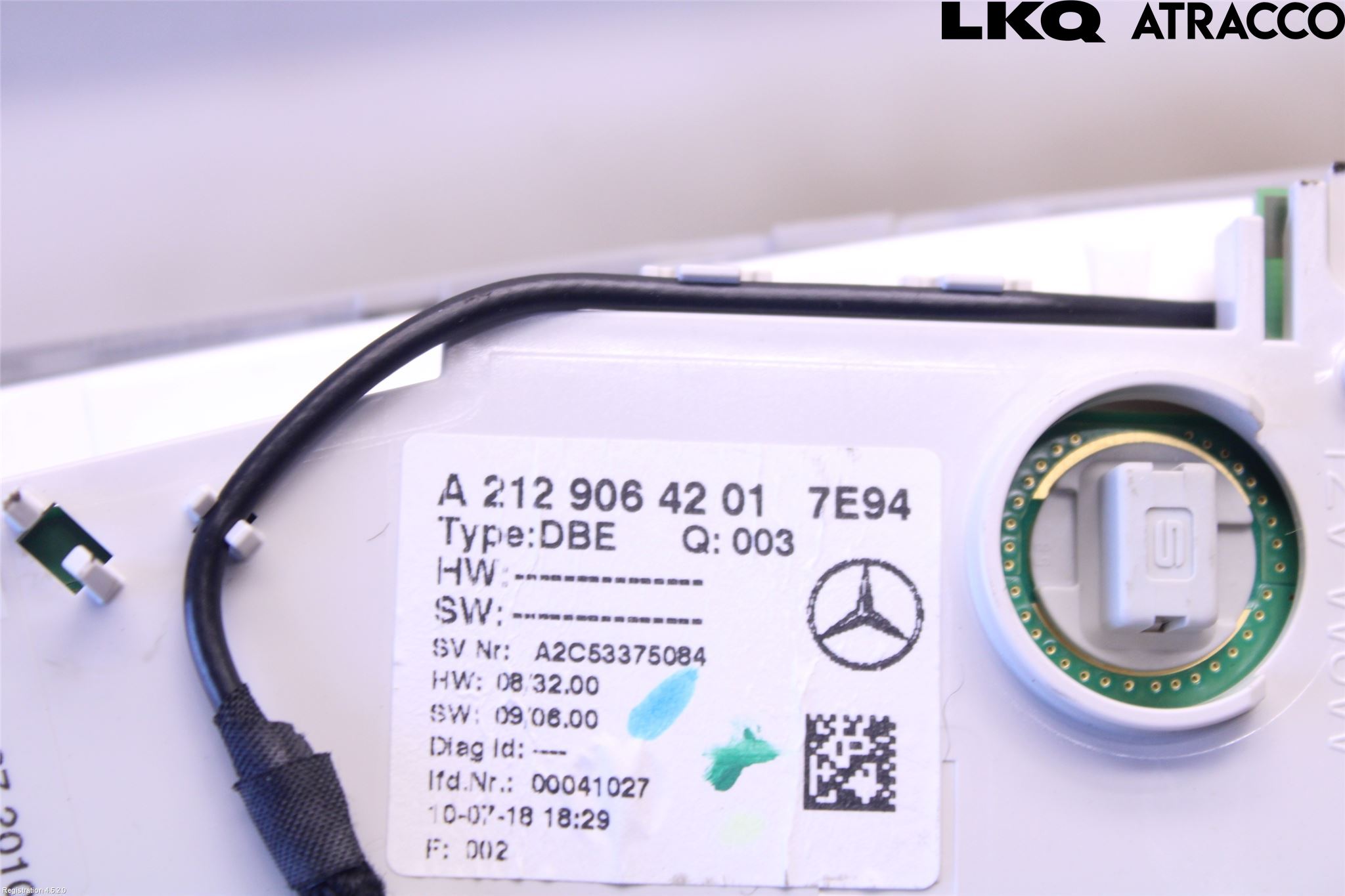 Mercedes-Benz MB E-KLASS (W212) 09-16 Innr Taklys