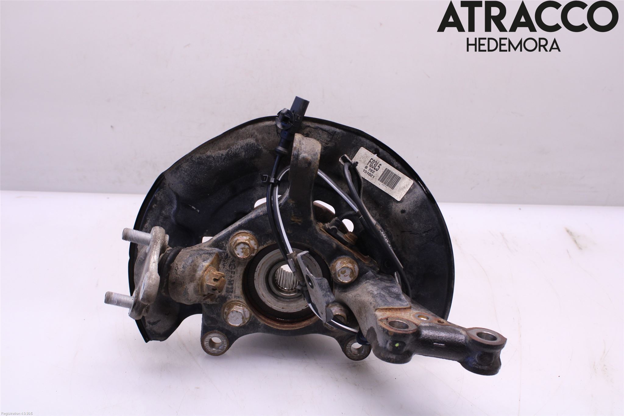 Toyota AURIS 13-19 Spindel Vf