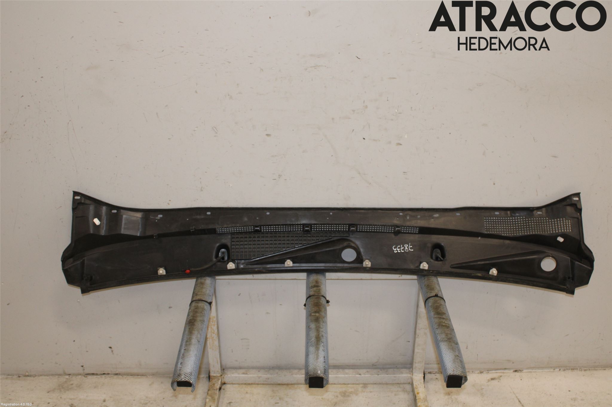 Nissan NAVARA 05-16 Visker Deksel-Grill-Under Frr
