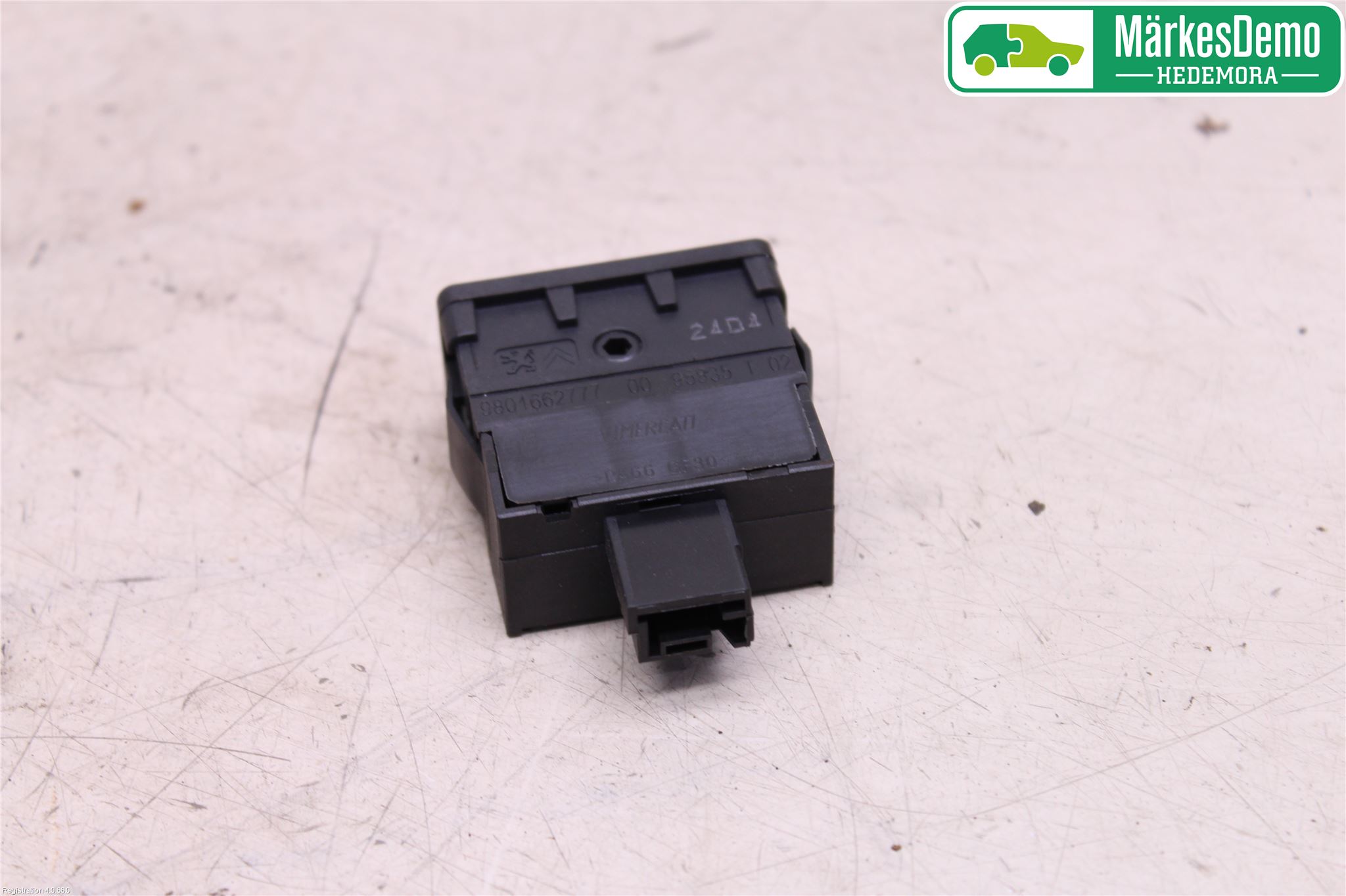 Citroen C4 CACTUS 14-20 Bryter Hovedlys