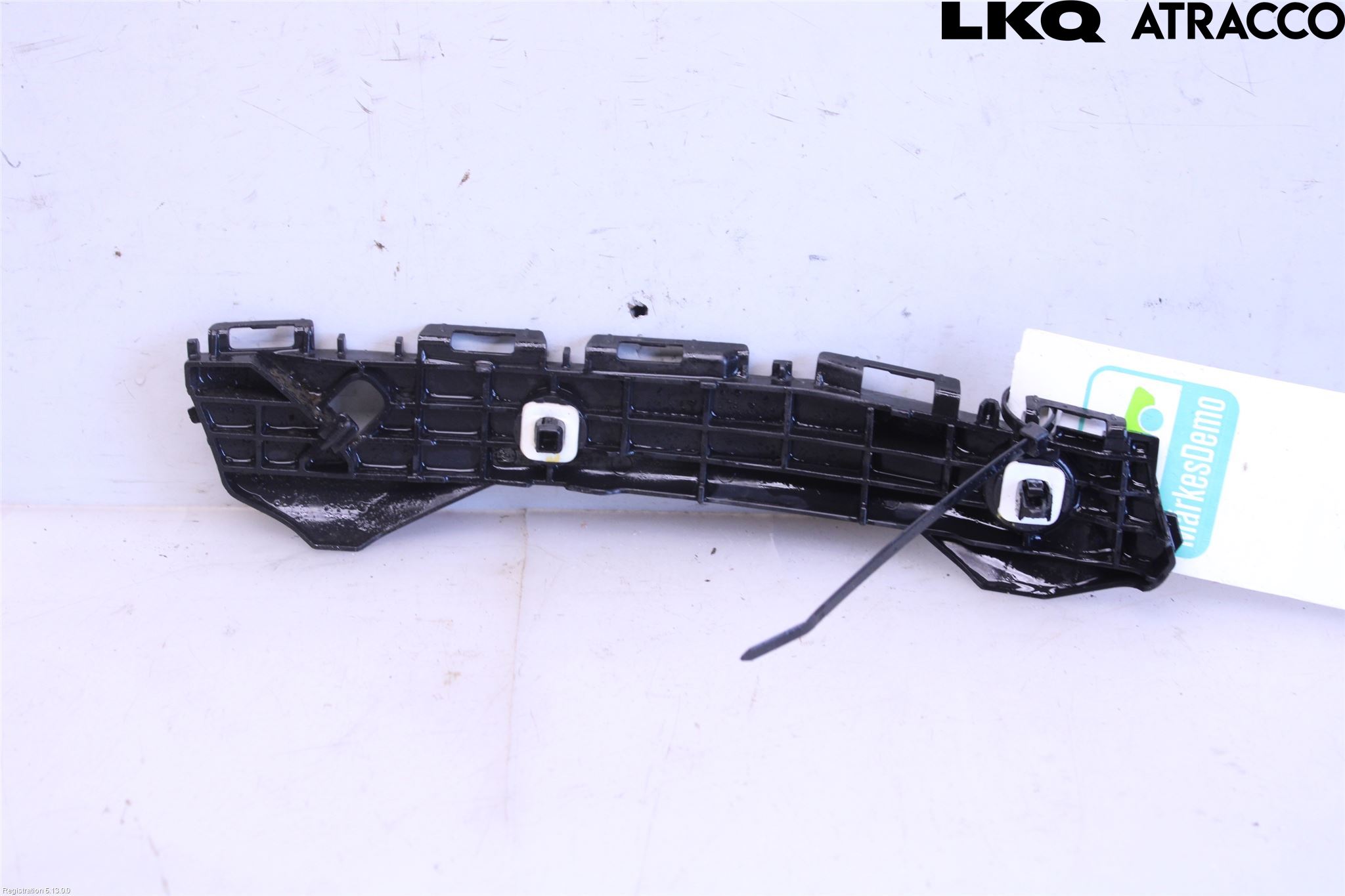 Toyota YARIS XP130 15-20 Støtfangerfeste Bak Høyre