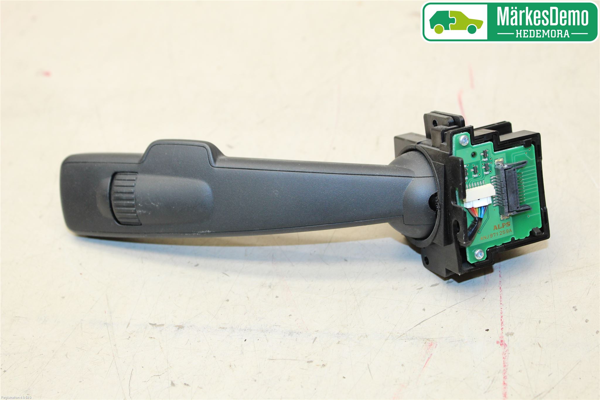Volvo XC70 14-16 Bryter Ratt Visker - Spyler