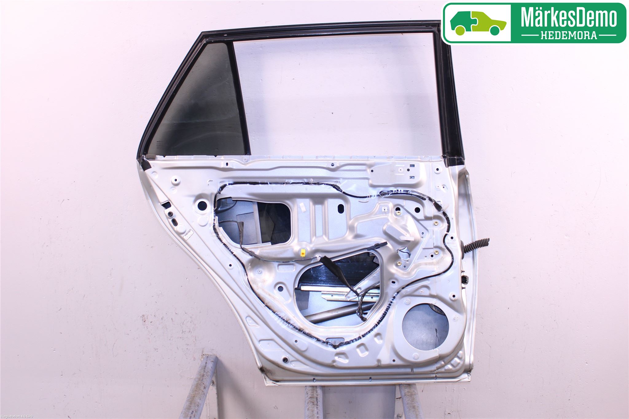 Toyota AVENSIS 03-06 Dør 4D Bak Venstre