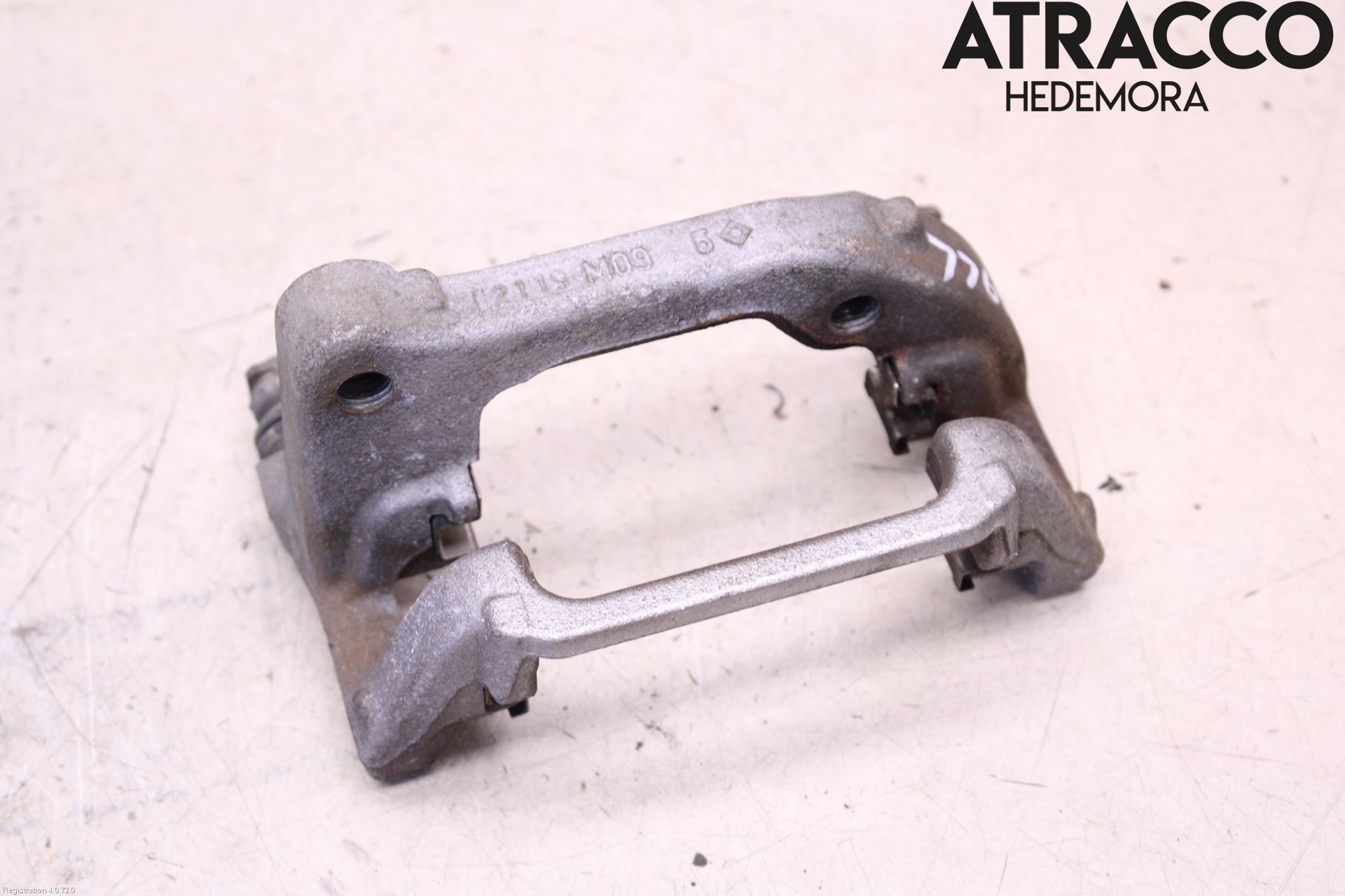 Peugeot 5008 17-24 Bremsecaliper Feste Holder