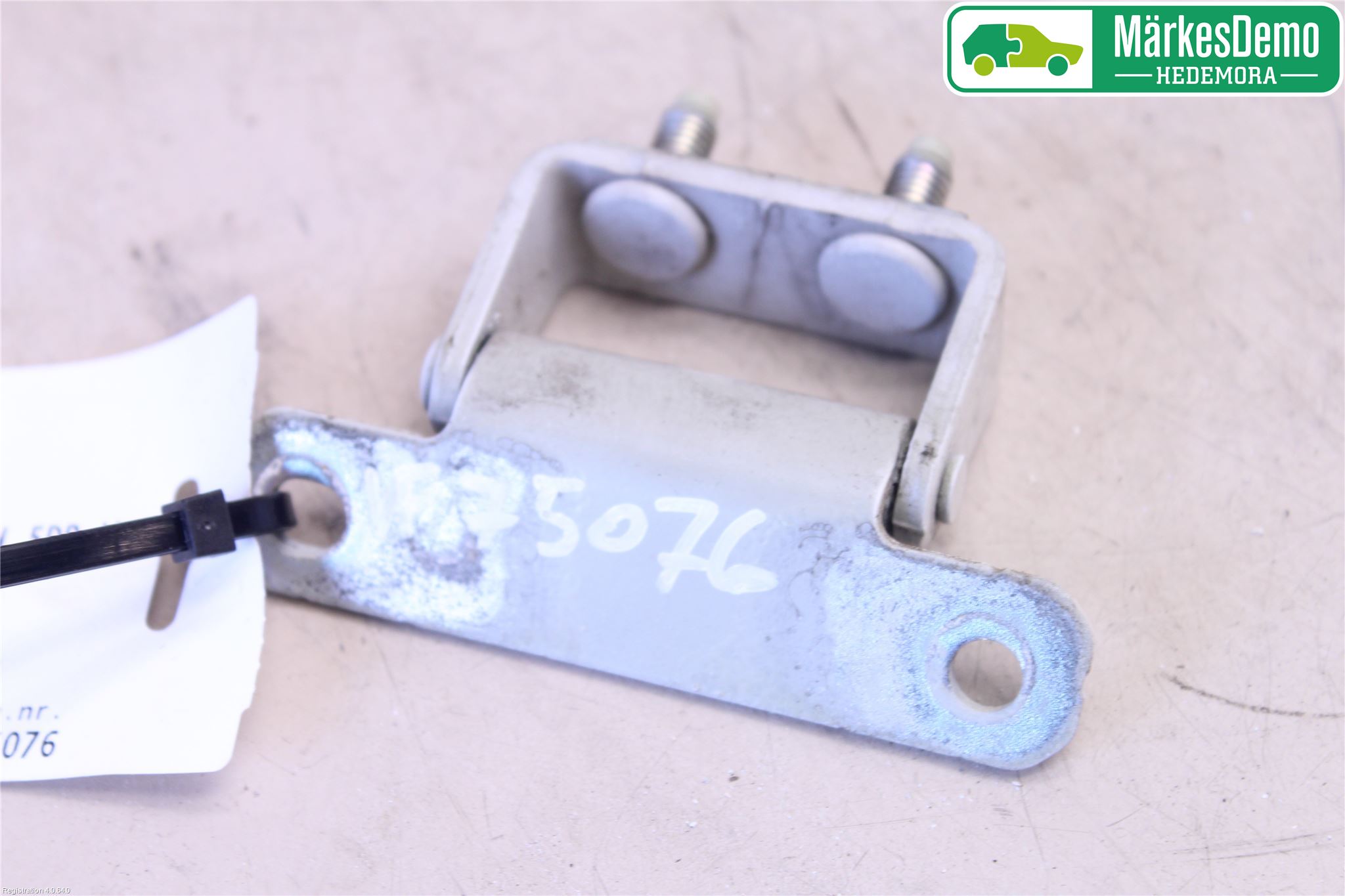 Kia SOUL 09- Bakluke Hengsel Venstre