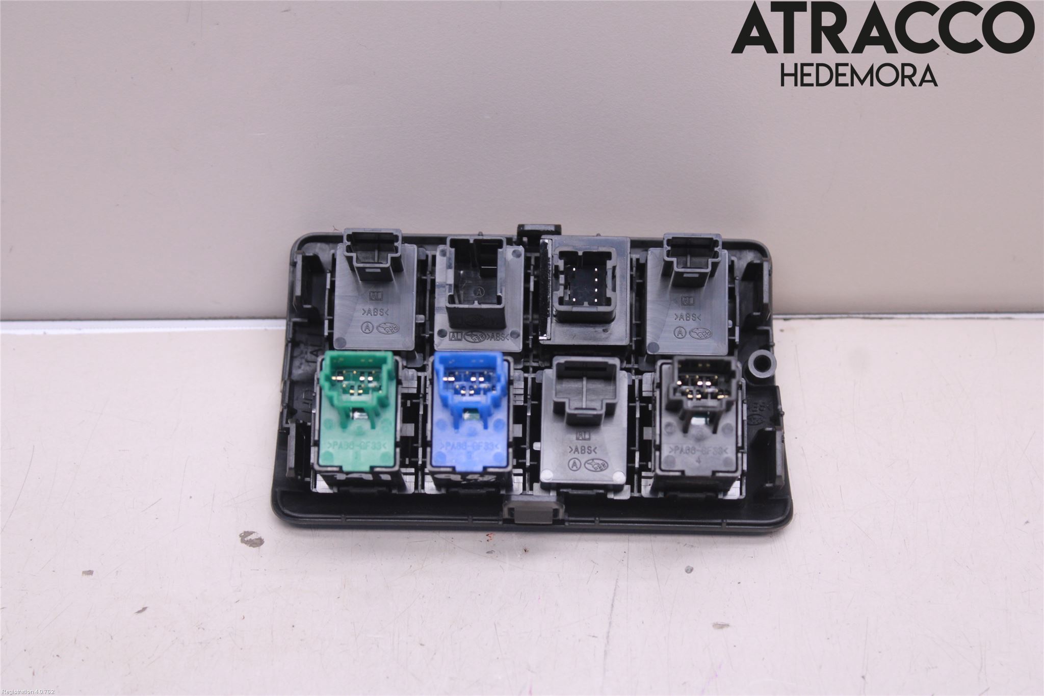 Subaru OUTBACK 15-20 Bryter Multifunksjon