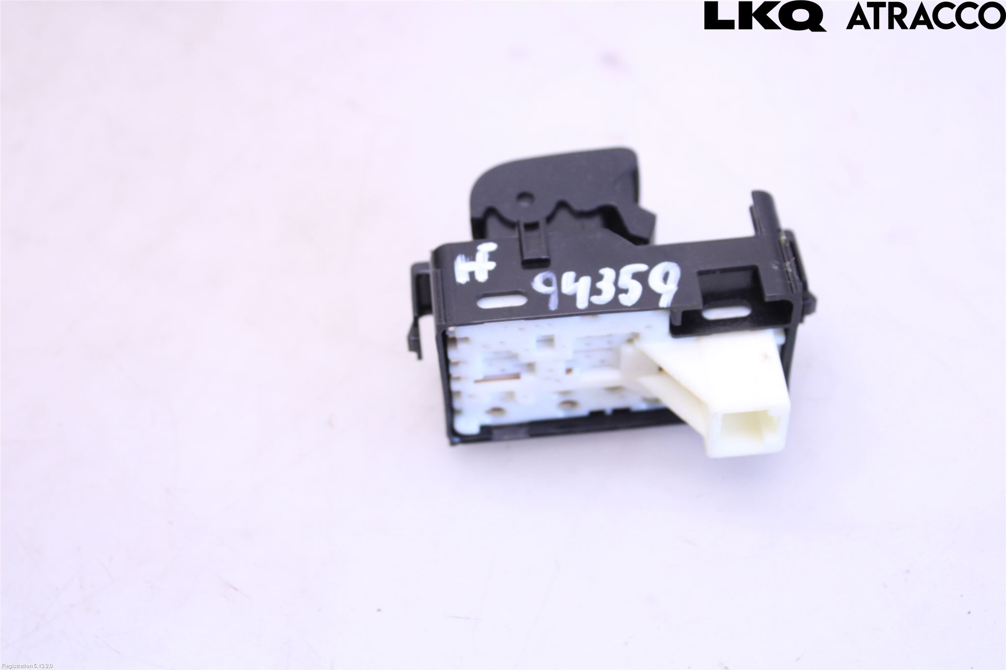 Toyota AURIS 10-12 Bryter Vindusheis