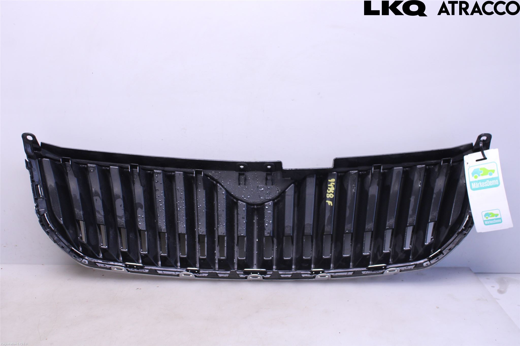 Skoda SUPERB 09-15 Grill Komplett